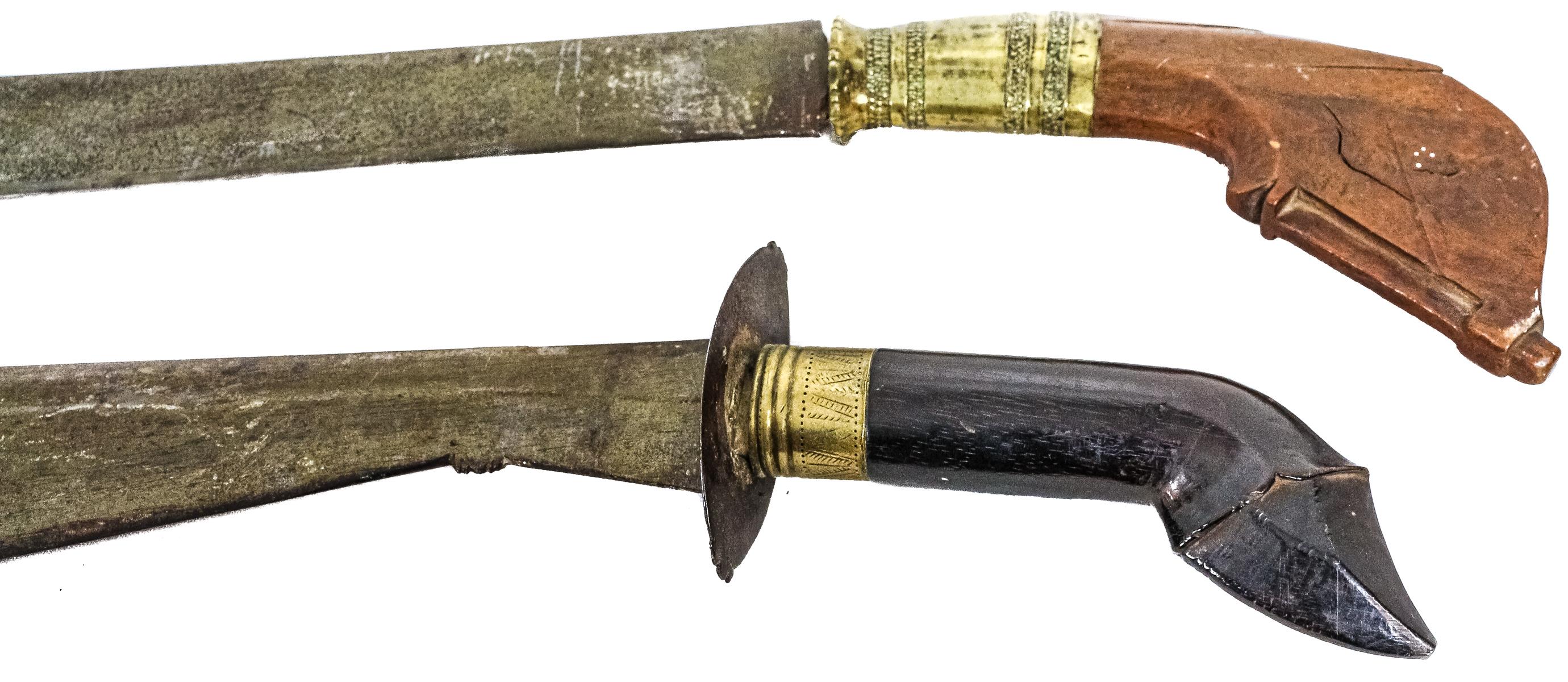 DOS ESPADAS FILIPINAS DE LA PRIMERA MITAD DE SIGLO XX