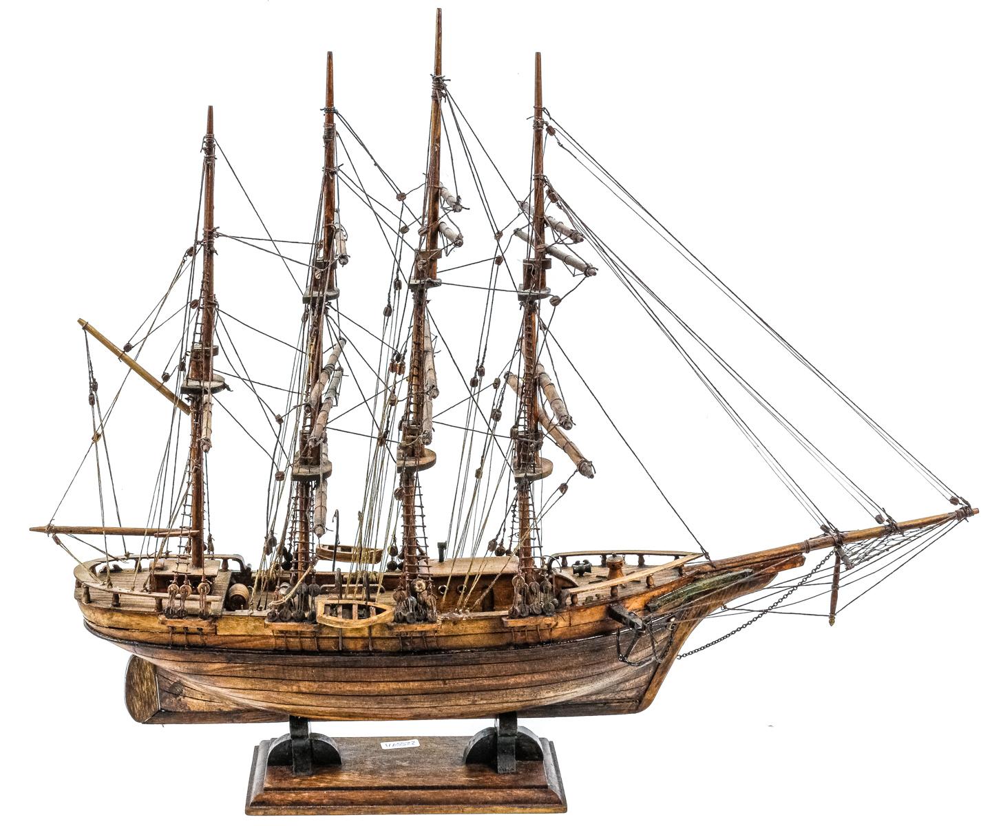 MAQUETA DE VELERO DE PRINCIPIOS DEL S.XX