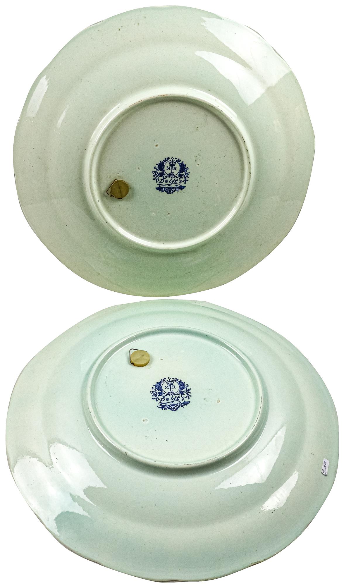 PAREJA DE PLATOS DE PORCELANA HOLANDESA DE DELF
