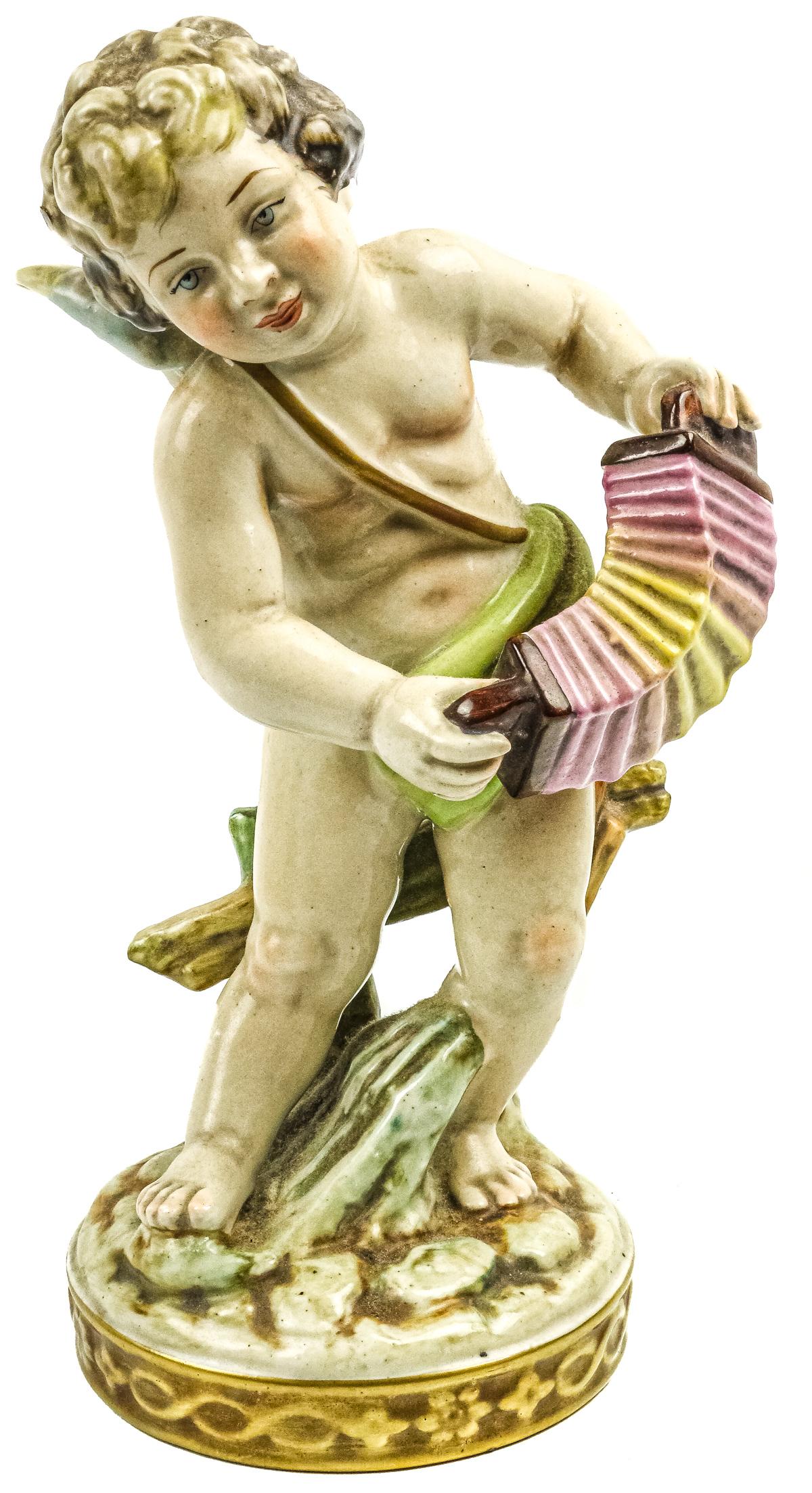 FIGURA EN PORCELANA