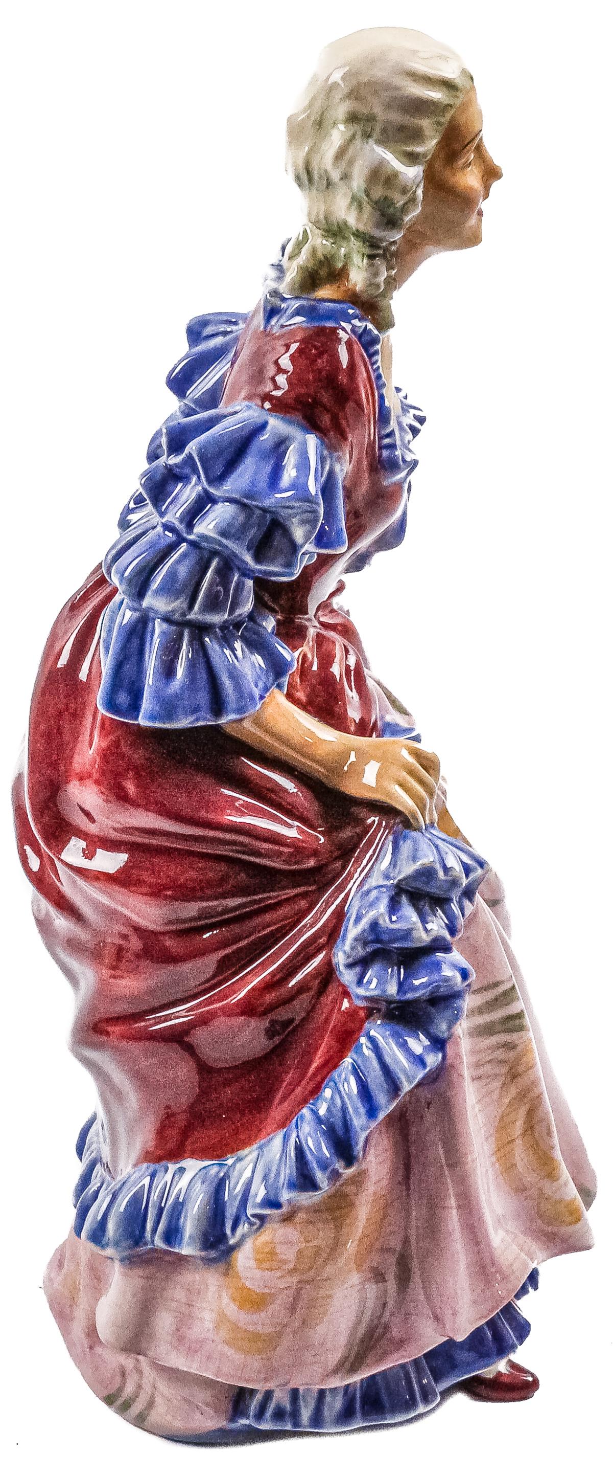 FIGURA EN CERÁMICA ESMALTADA "ROYAL DOULTON"