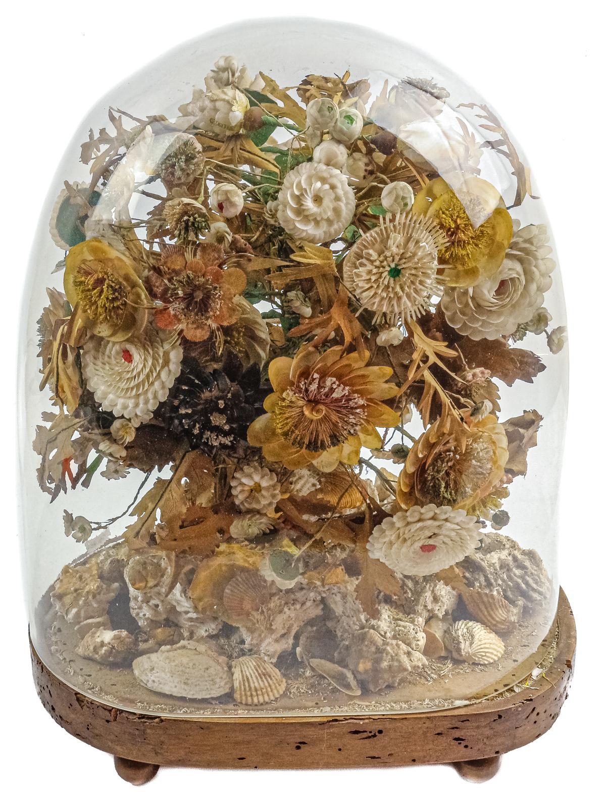 CAMPANA DE CRISTAL CON FLORES EN INTERIOR