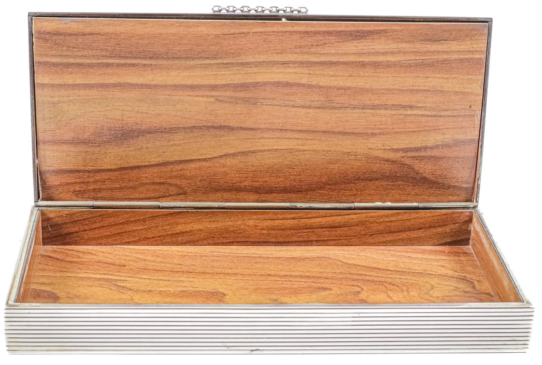 CAJA CIGARRERA DE LOS AÑOS 70