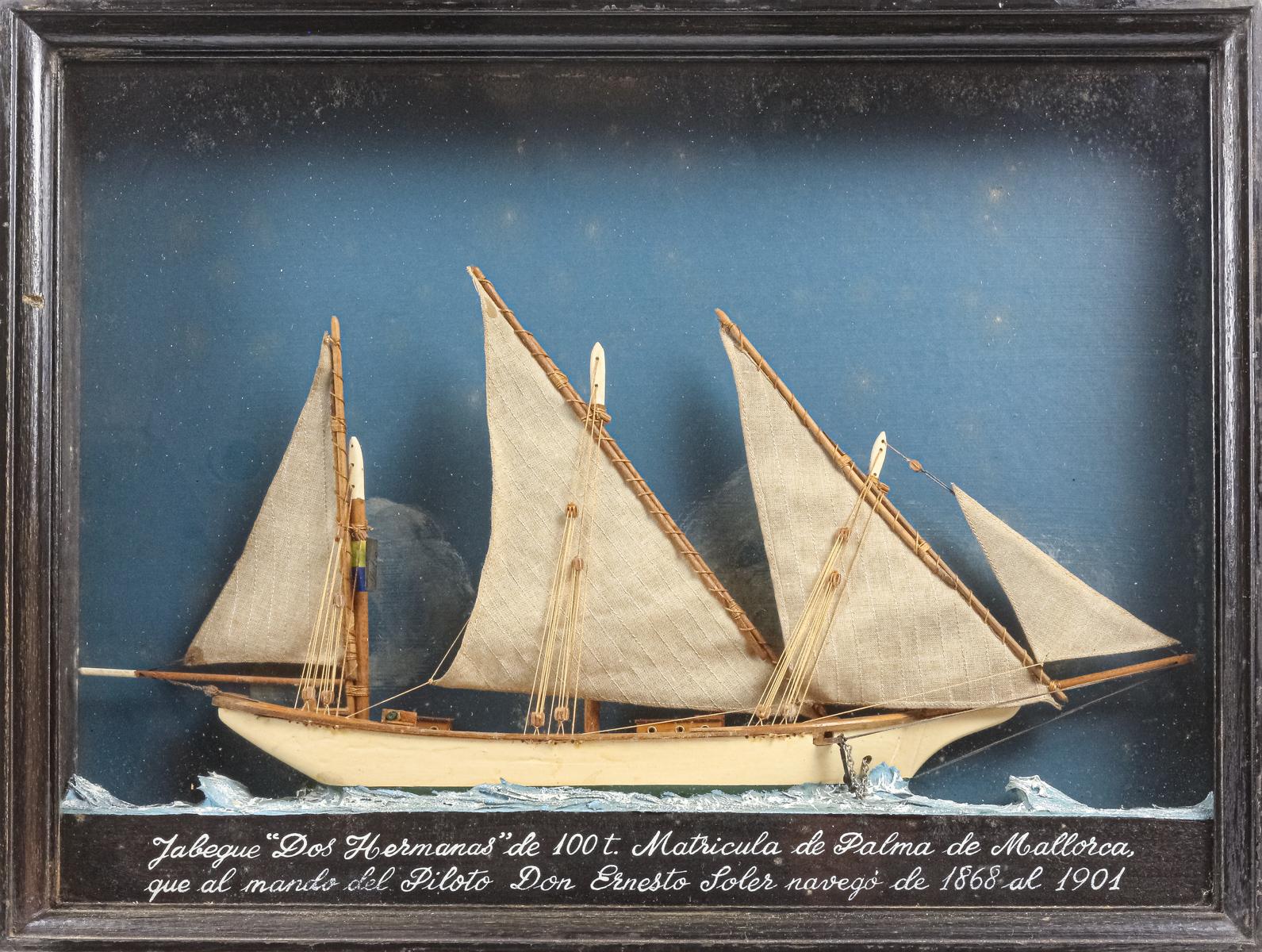 DOS MAQUETAS DE BARCO ENMARCADAS