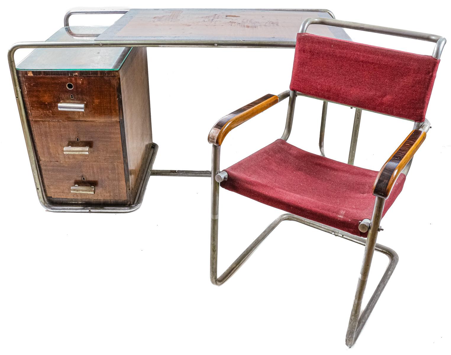 MESA DE DESPACHO Y SILLA DE LOS AÑOS 50