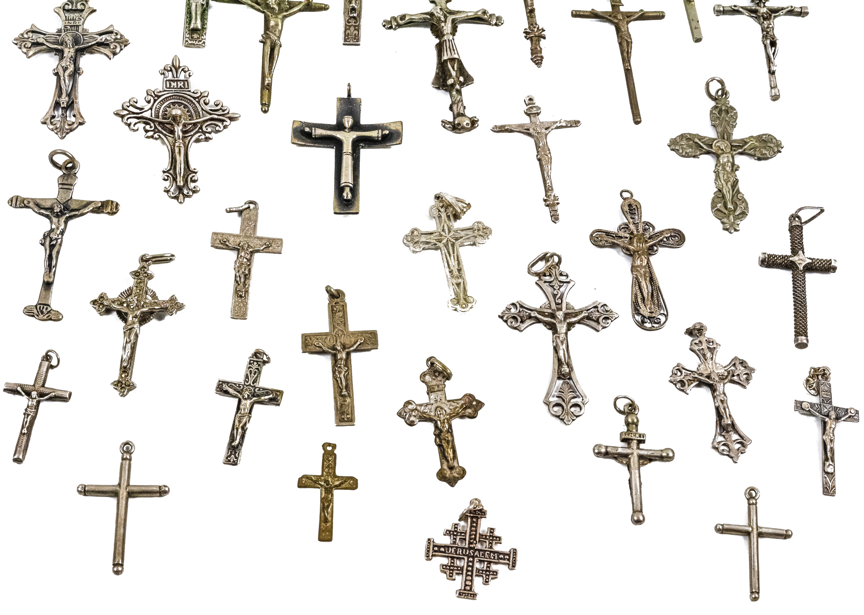 GRAN COLECCIÓN DE CRUCES FLES. S.XIX - PPS. S.XX