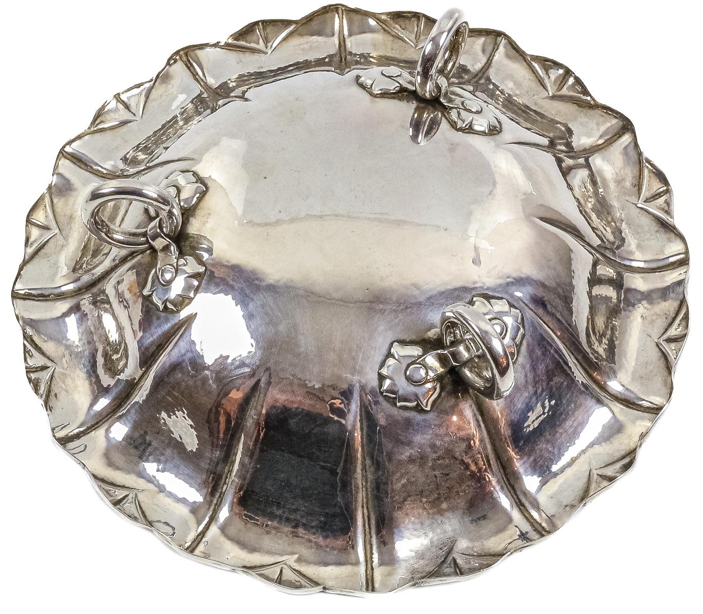CENTO DE MESA EN PLATA DEL PRIMER TERCIO S.XX
