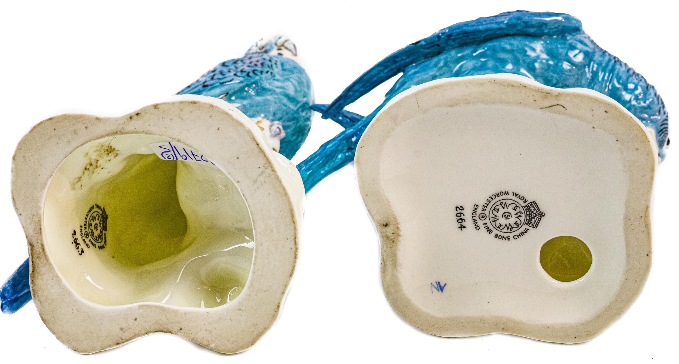 PAREJA DE PÁJAROS EN PORCELANA INGLESA