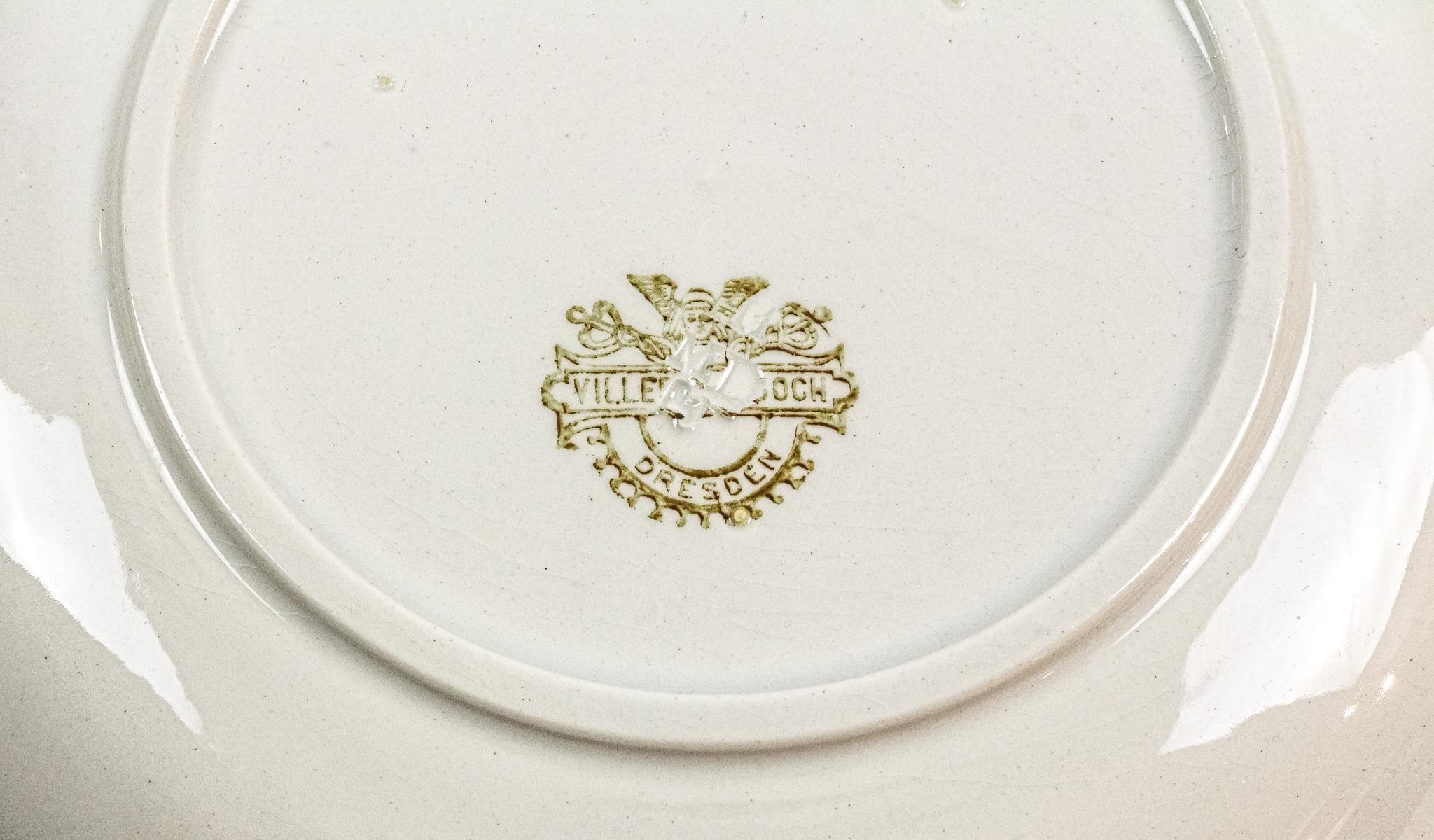 CONJUNTO DE PIEZAS EN PORCELANA "VILLEROY & BOCH"