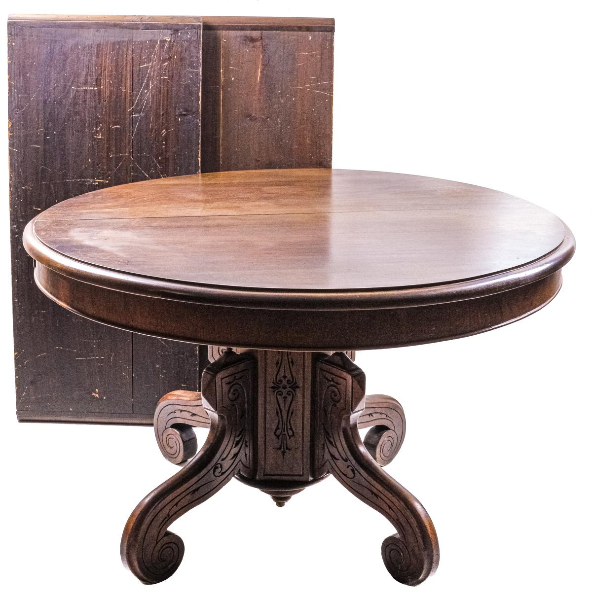 MESA DE COMEDOR EXTENSIBLE DE FINALES DE SIGLO XIX