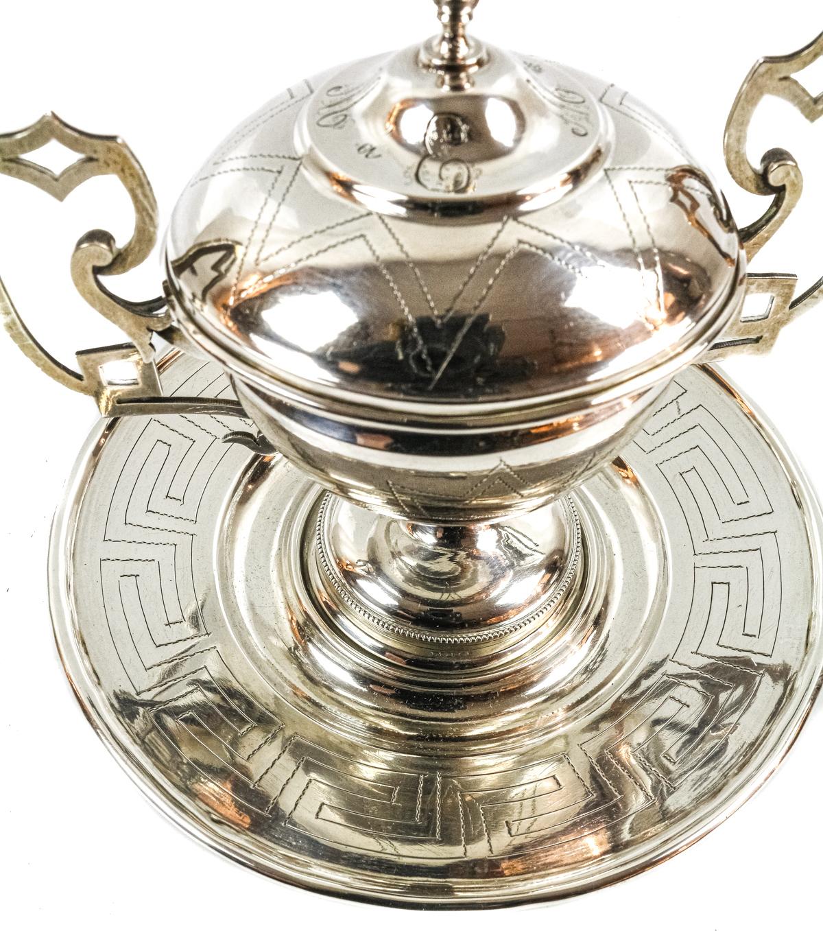 COPA Y PLATO EN PLATA DEL ÚLTIMO TRECIO DEL S.XIX