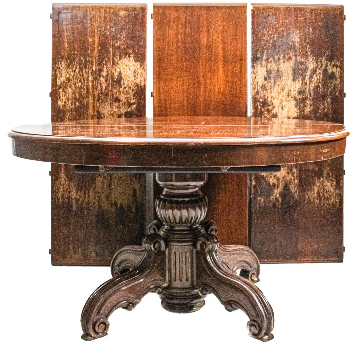 MESA DE COMEDOR DE FINALES DEL SIGLO XIX