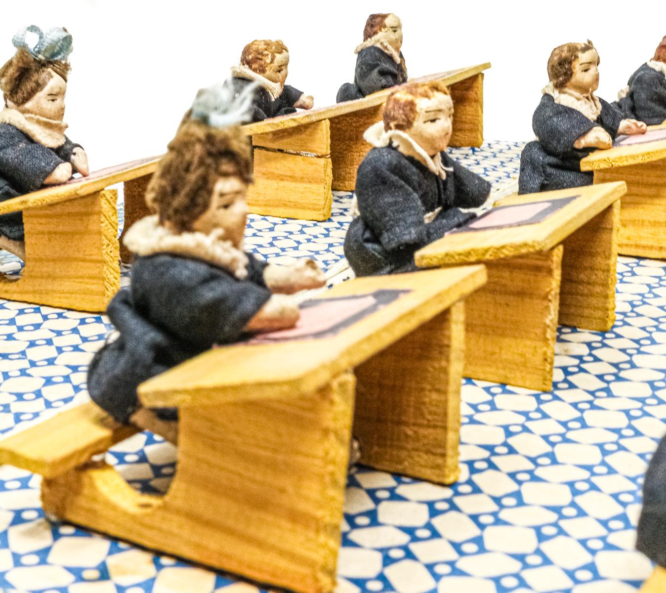 ESCUELA DE JUGUETE DEL PRIMER TERCIO DEL S.XX