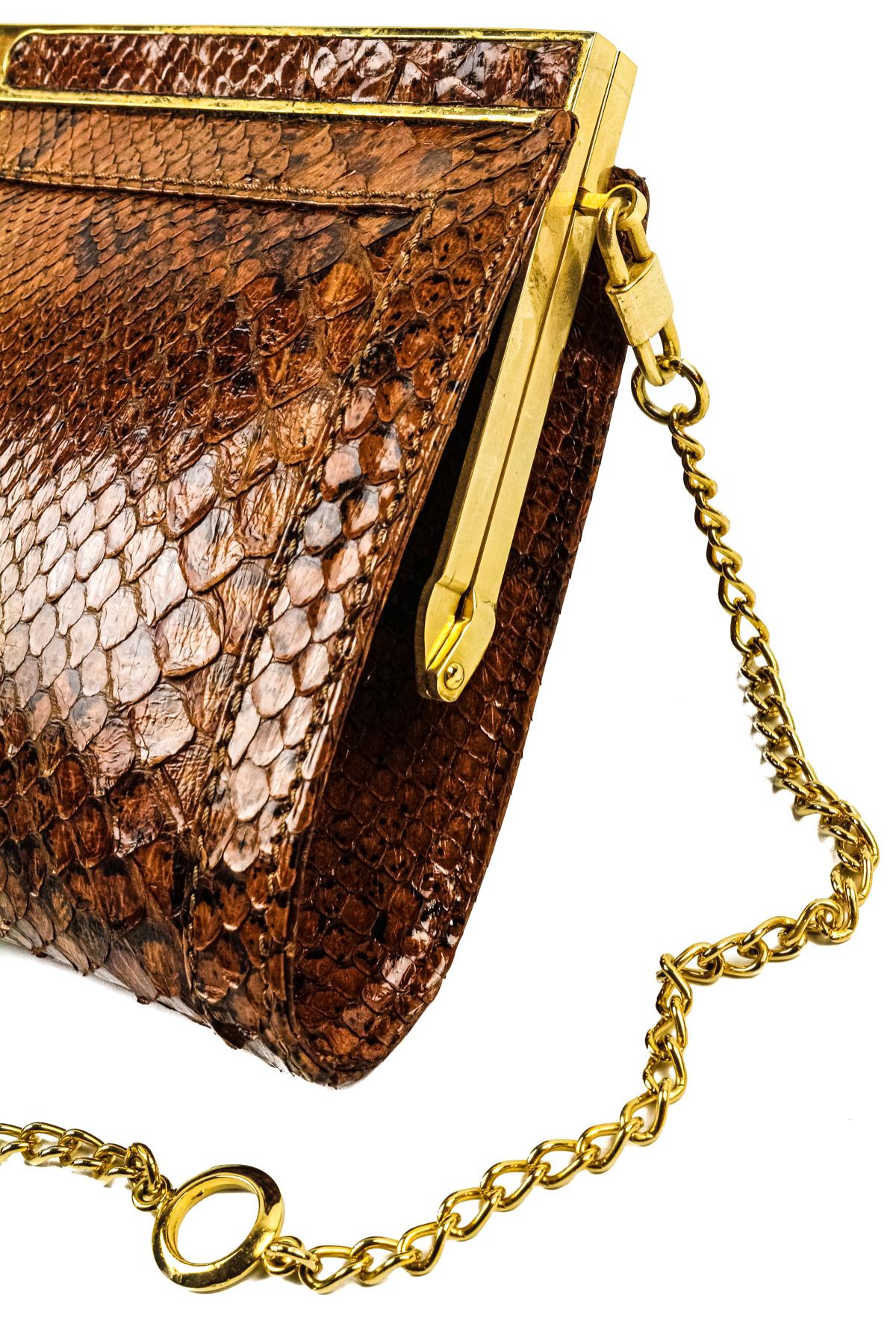 BOLSO EN PIEL DE SERPIENTE DEL ÚLTIMO CUARTO DEL S.XX