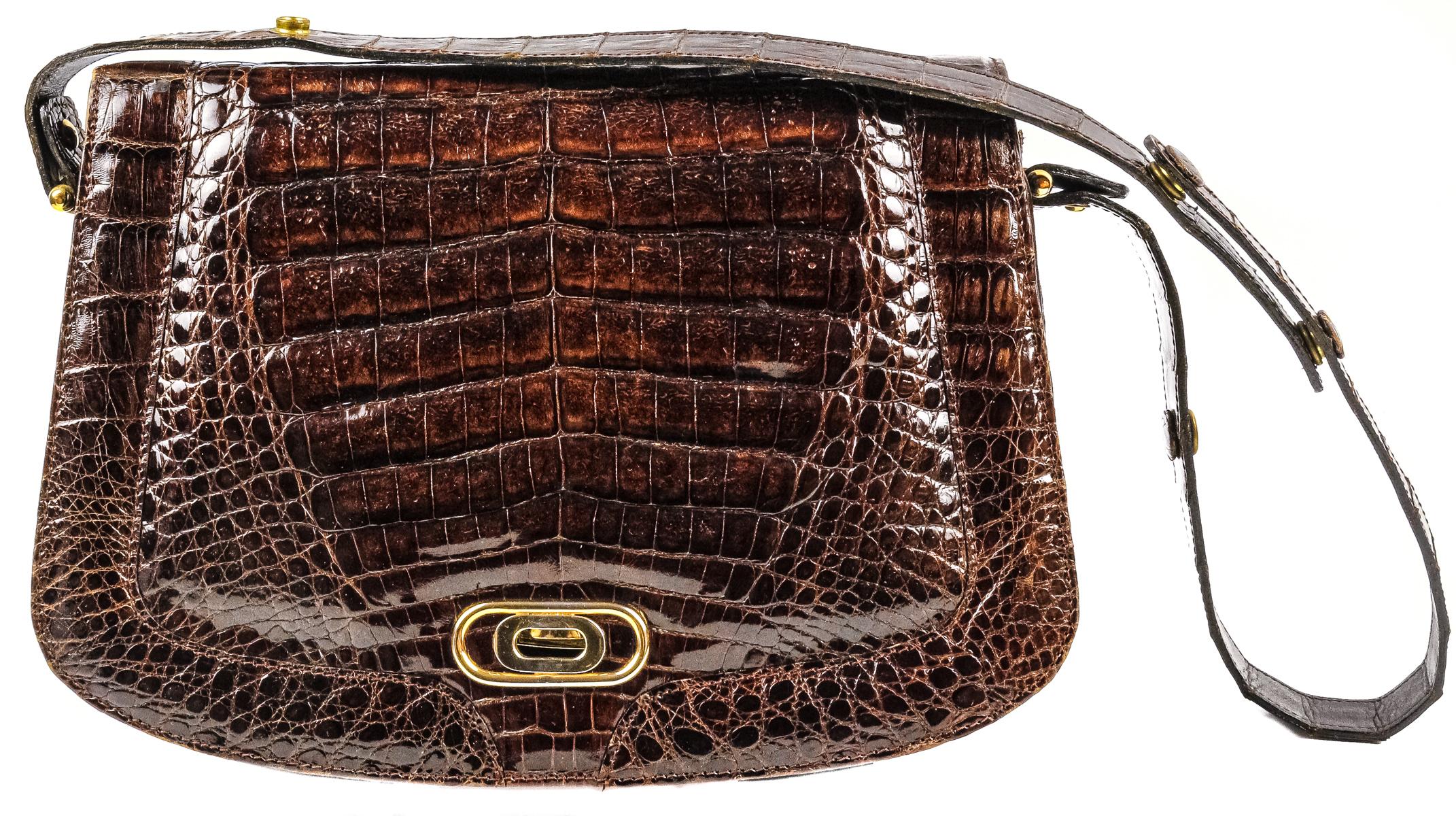 BOLSO EN PIEL DE COCODRILO DEL ÚLTIMO CUARTO DEL S.XX