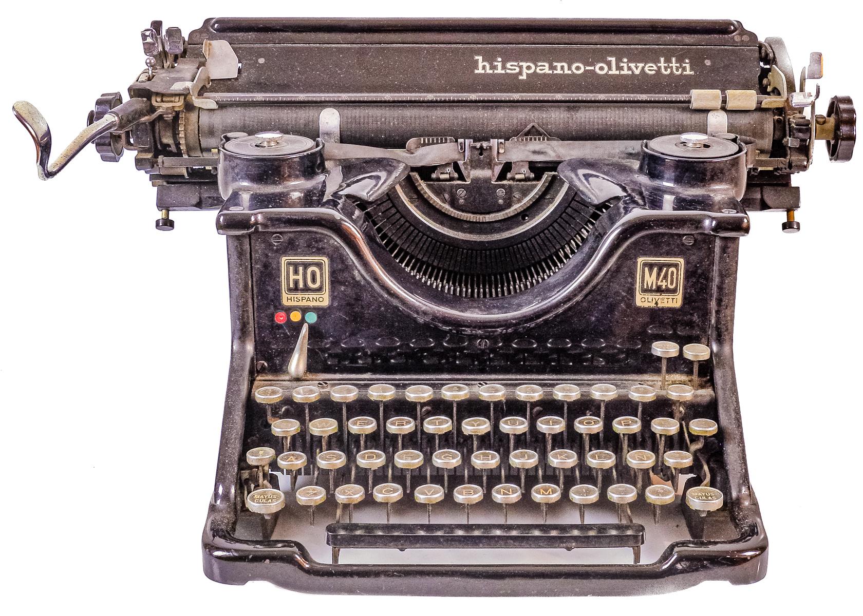 MÁQUINA DE ESCRIBIR "HISPANO-OLIVETTI" DE MEDIADOS DEL S.XX