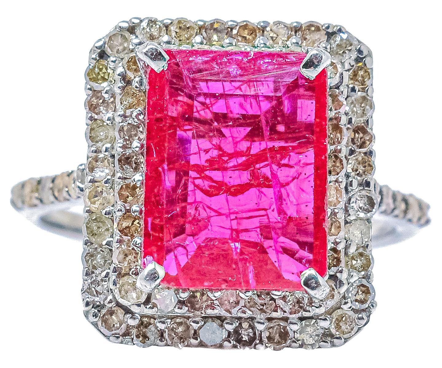 ANILLO ROSETÓN CON RUBÍ Y DIAMANTES