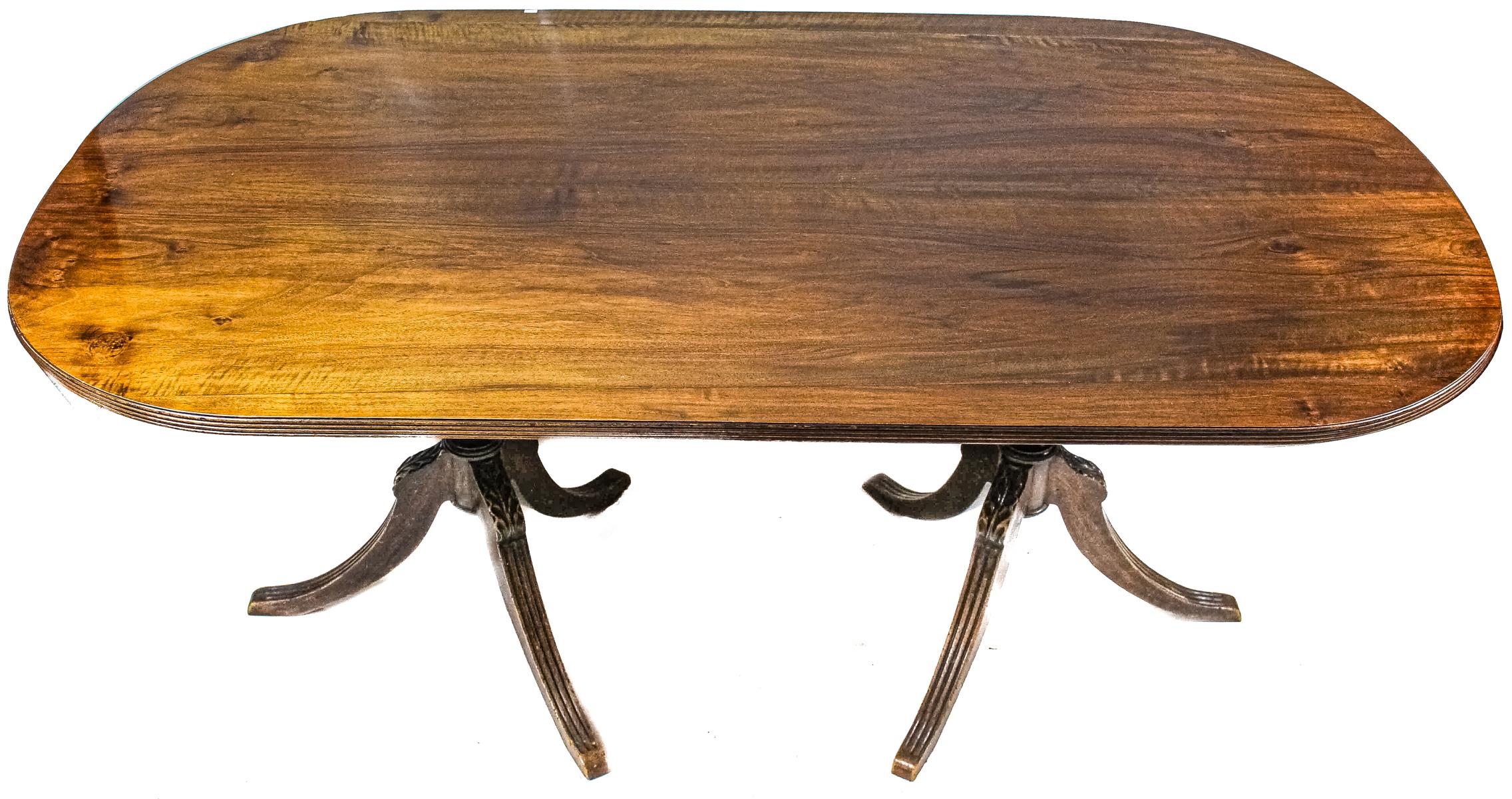 MESA DE COMEDOR DE LOS AÑOS 40