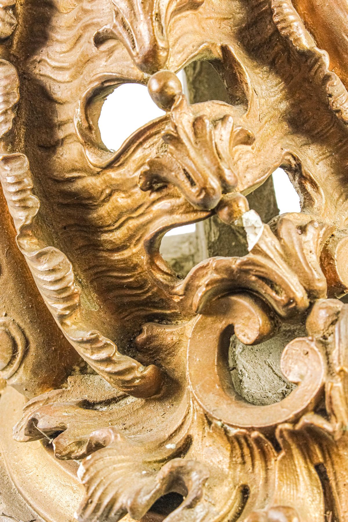 MÉNSULA DE ESTILO ROCOCÓ DEL PRIMER CUARTO DE S. XX