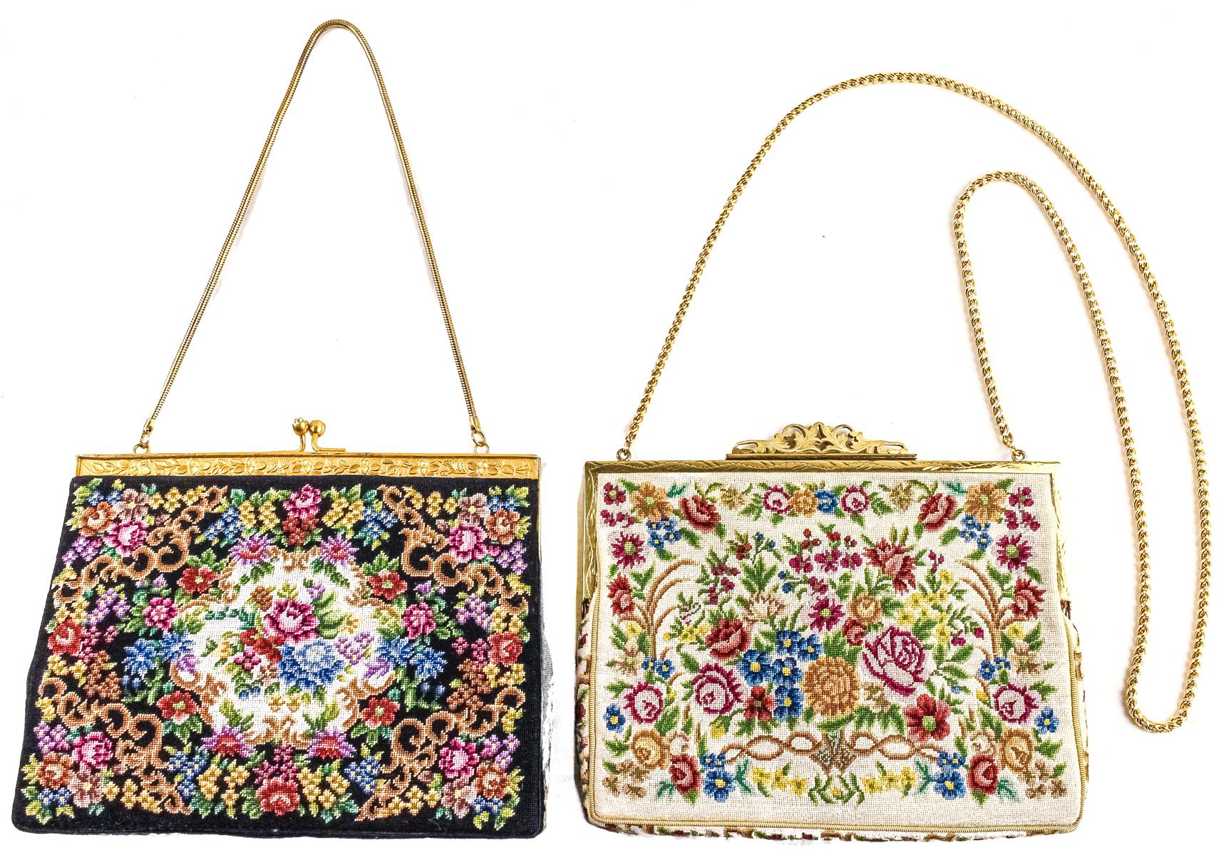 DOS BOLSOS EN "PETIT POINT" DE MEDIADOS DEL S.XX