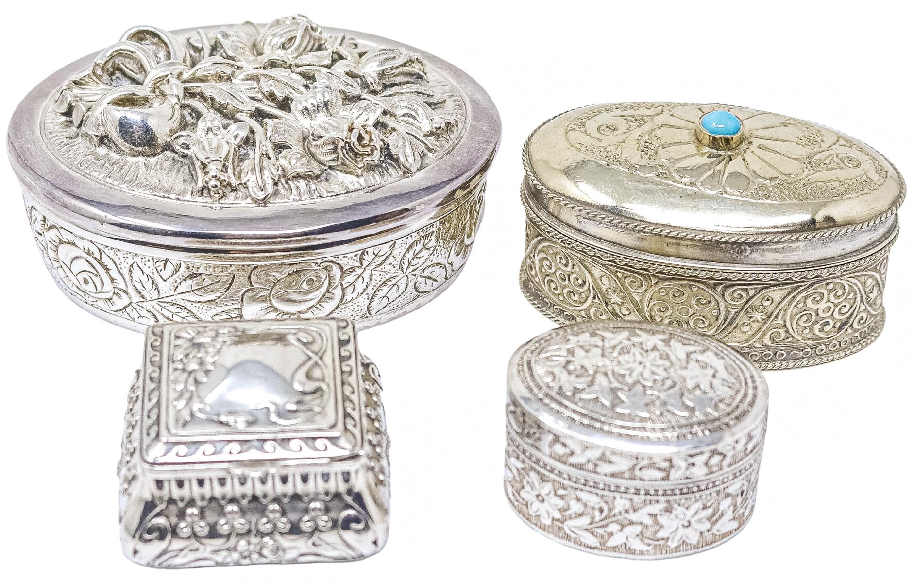 CONJUNTO DE CUATRO CAJITAS 