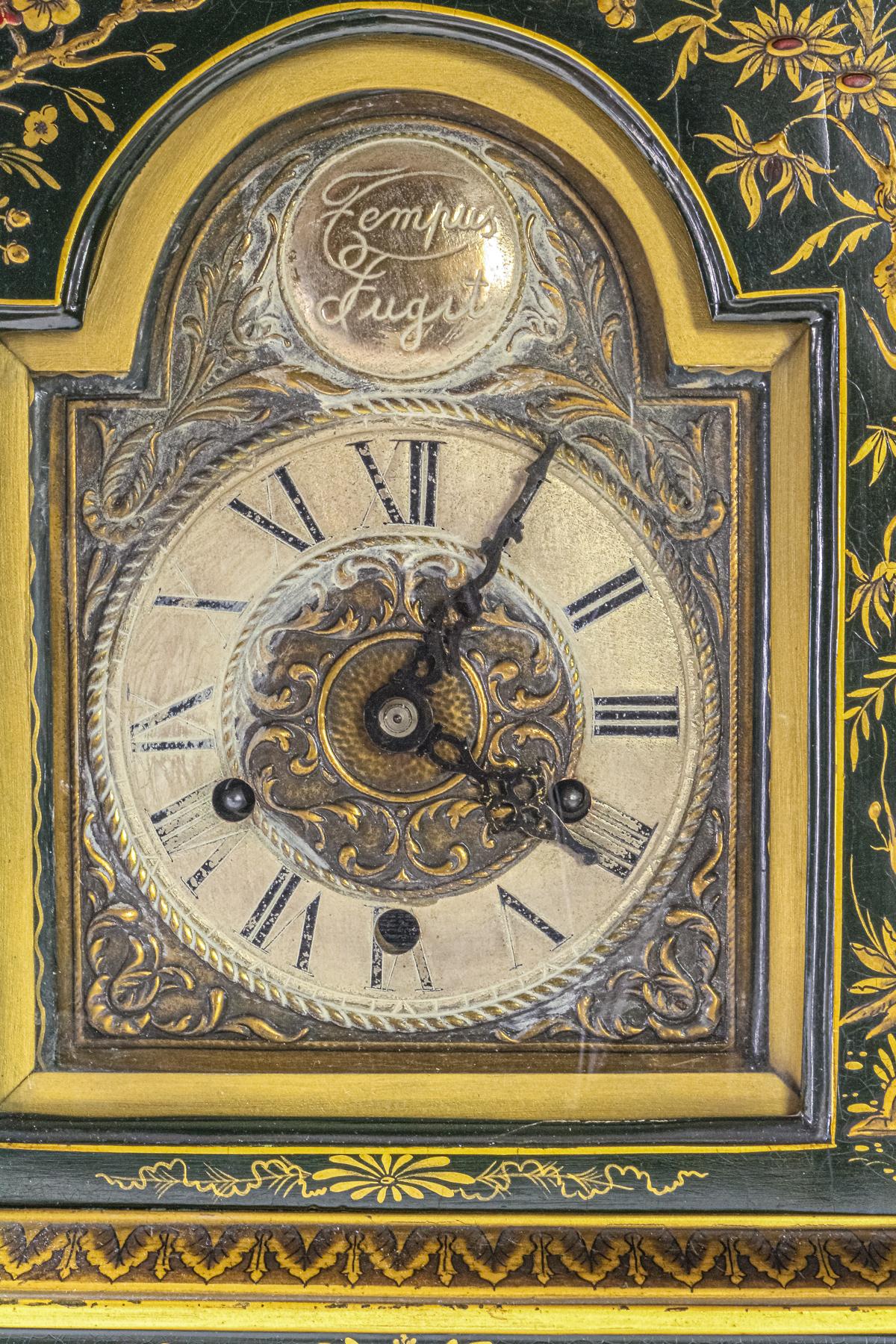 RELOJ DE SOBREMESA TIPO BRACKET DE MEDIADOS DEL S.XX