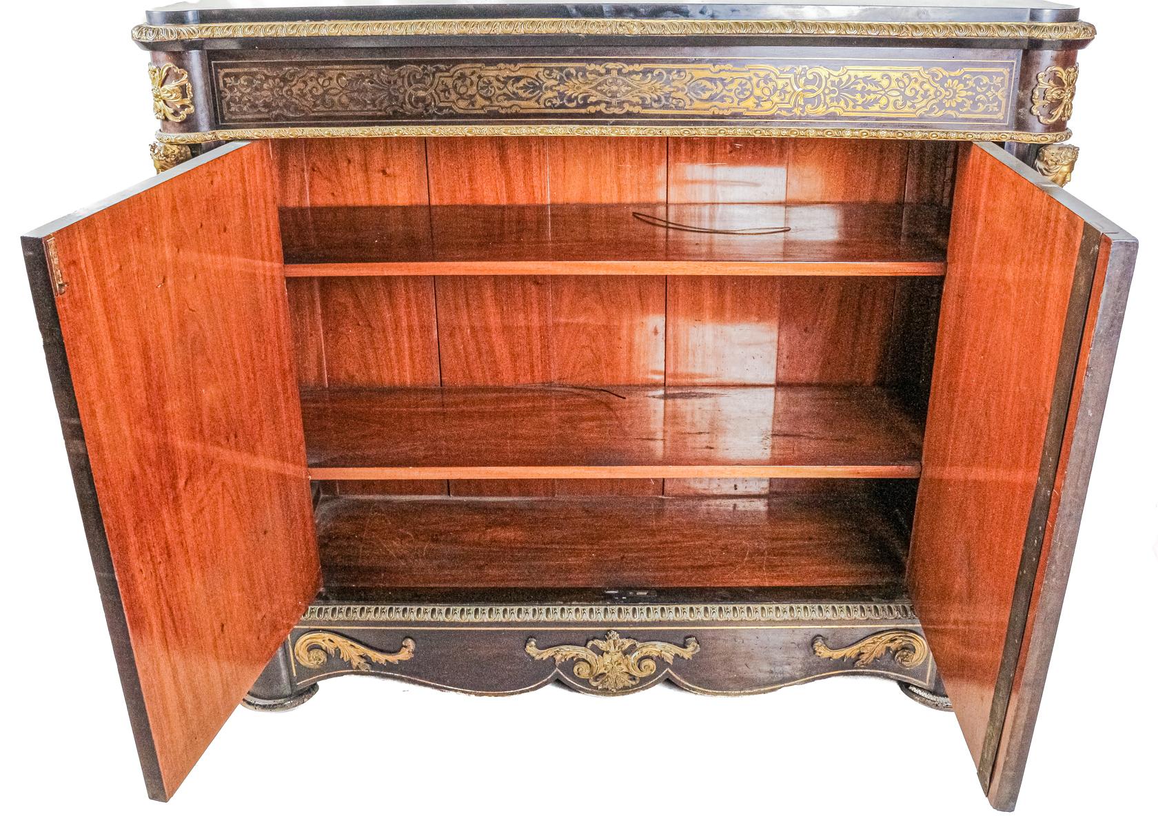 MUEBLE APARADOR BOULLE
