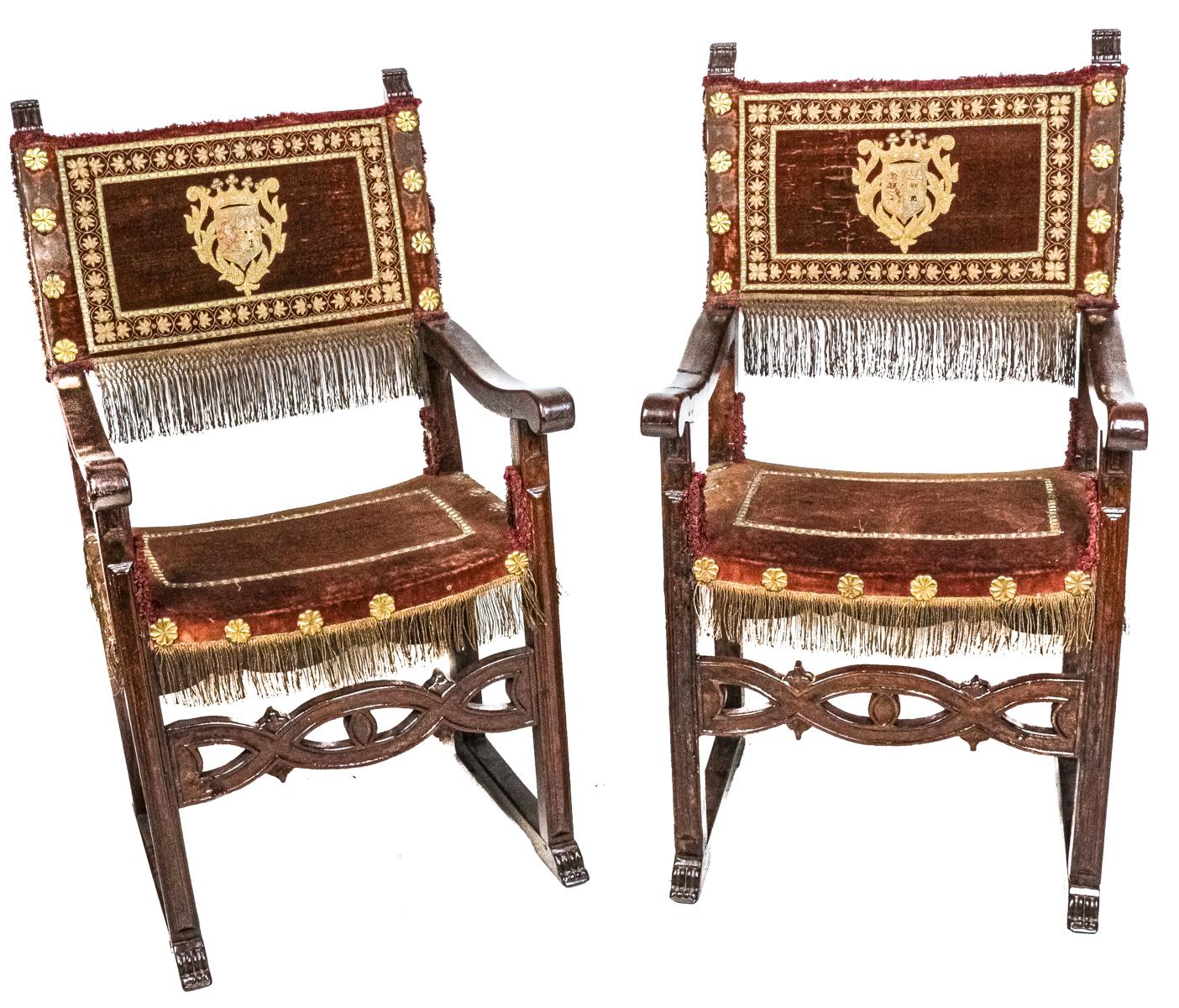 PAREJA DE SILLONES FRAILEROS DEL CIRCA 1800