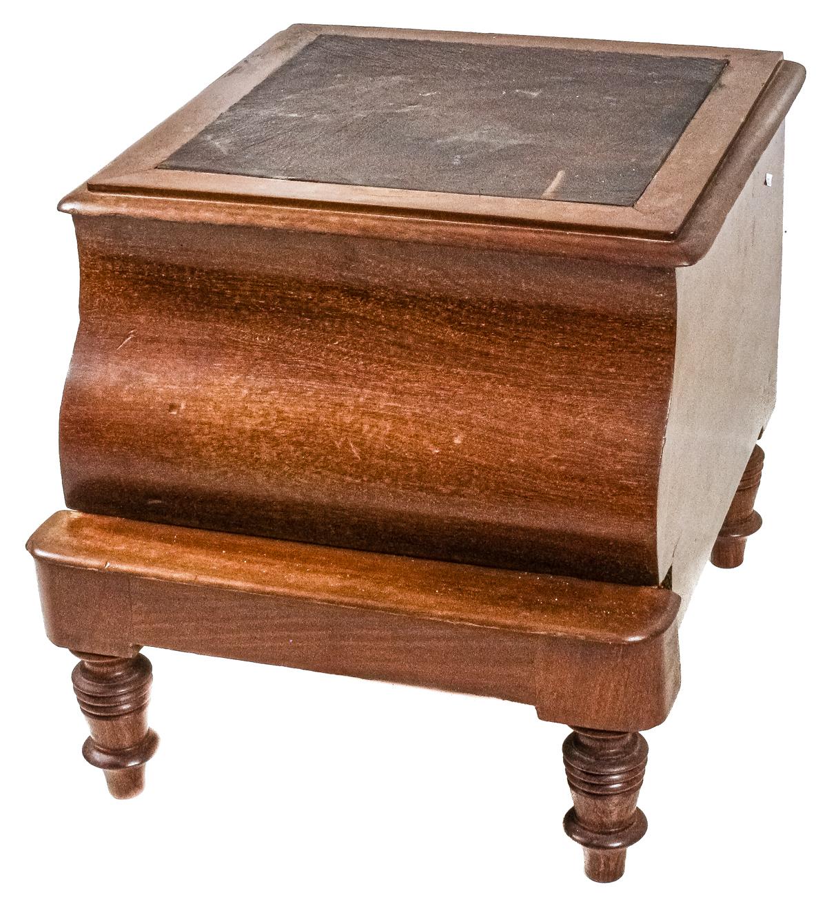 MUEBLE ESCALERA "DON PEDRO" DEL PRIMER CUARTO DEL S. XX