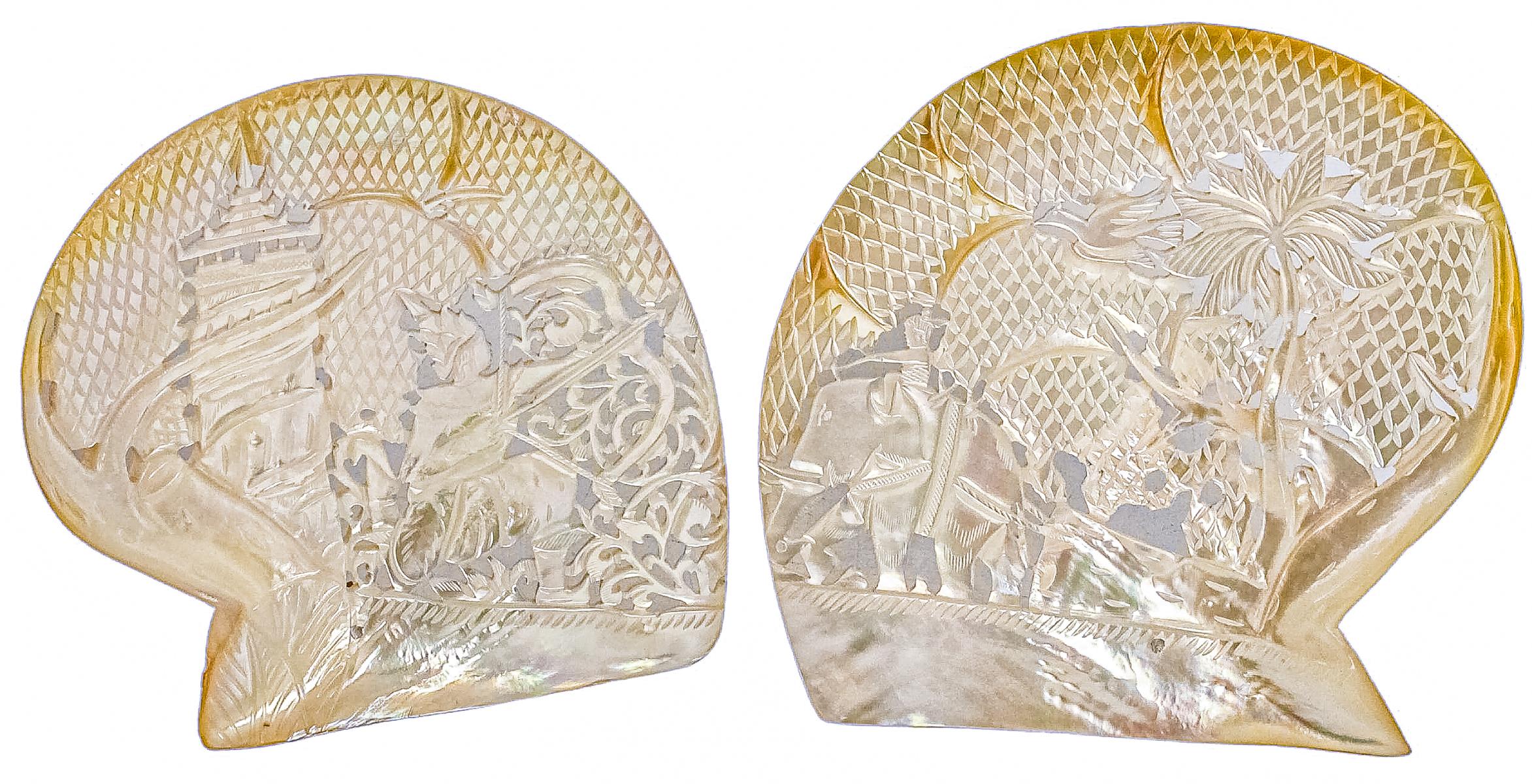 PAREJA DE CONCHAS DECORATIVAS DEL ÚLTIMO CUARTO DEL S.XX