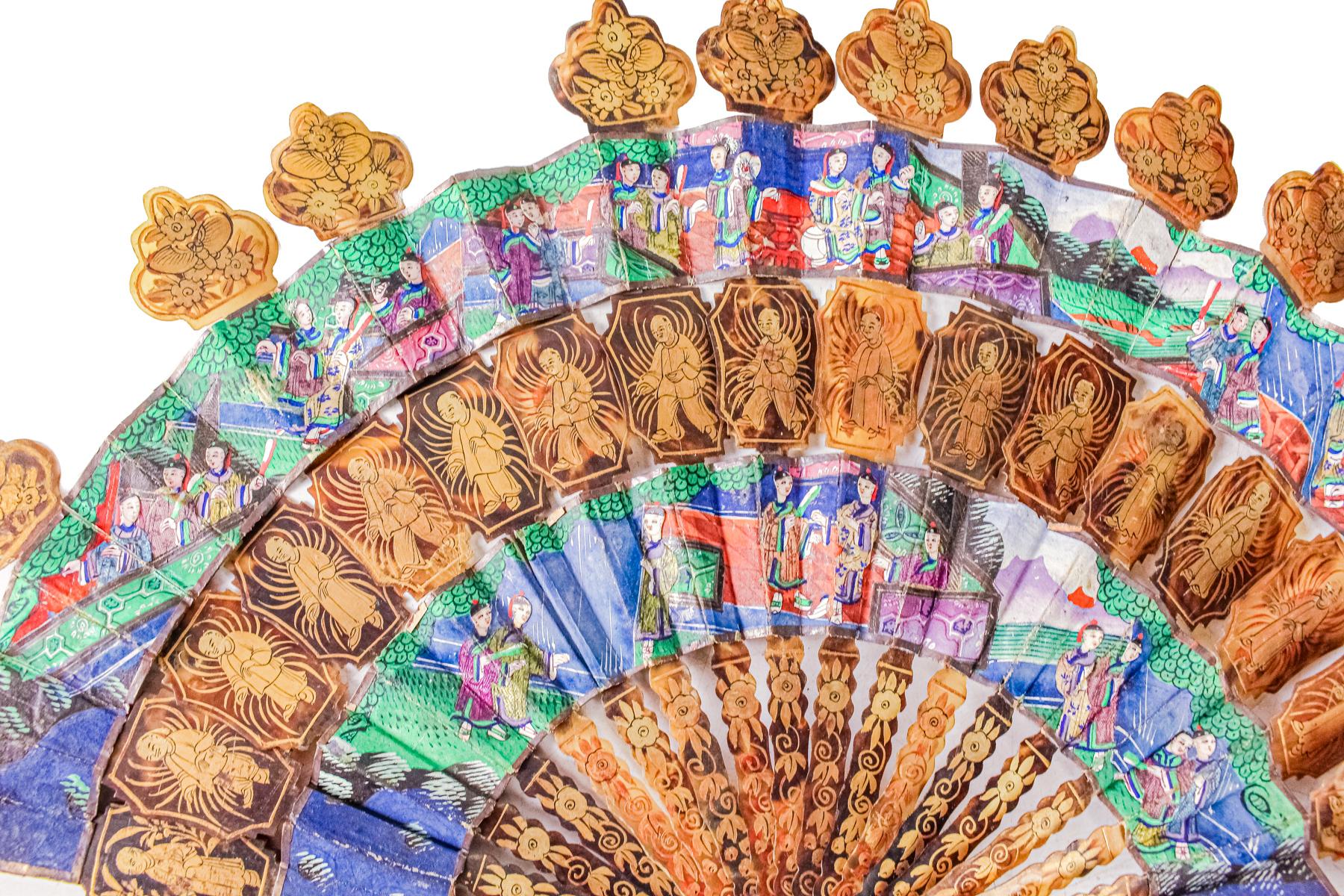 ABANICO ORIENTAL "MIL CARAS"CON ESTUCHE