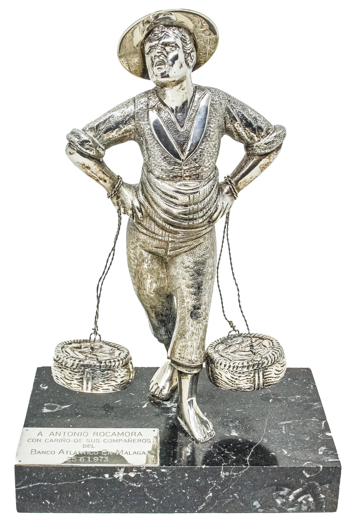 "CENACHERO" DE PLATA