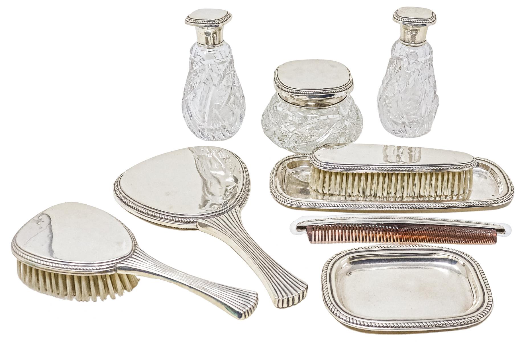 JUEGO DE TOCADOR DE PLATA DE MEDIADOS DE S. XX