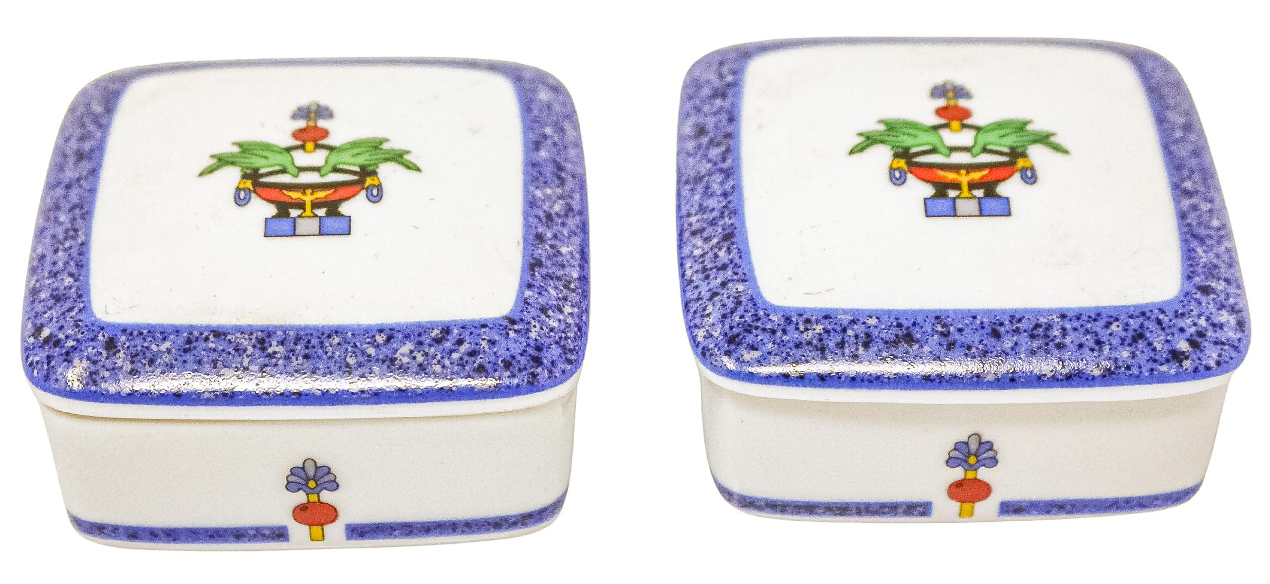 PAREJA DE CAJITAS "CARTIER" EN PORCELANA 