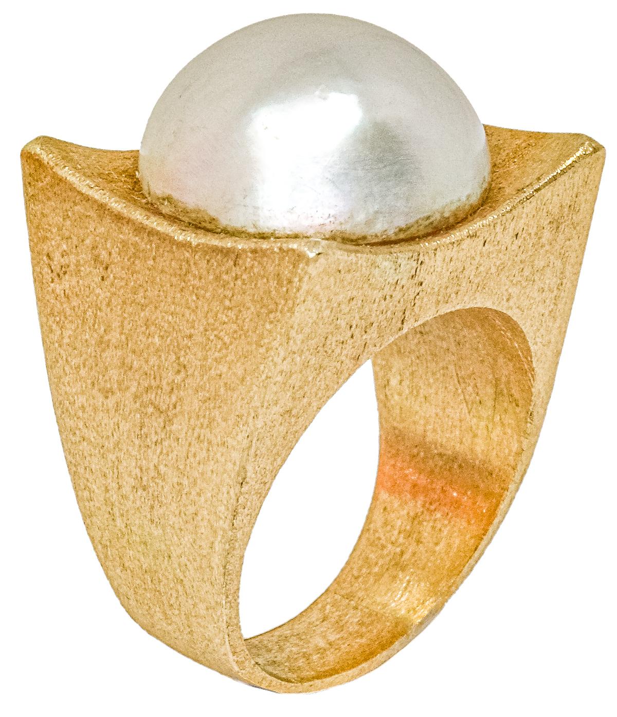 SORTIJA CON PERLA MABÉ, AÑOS 60
