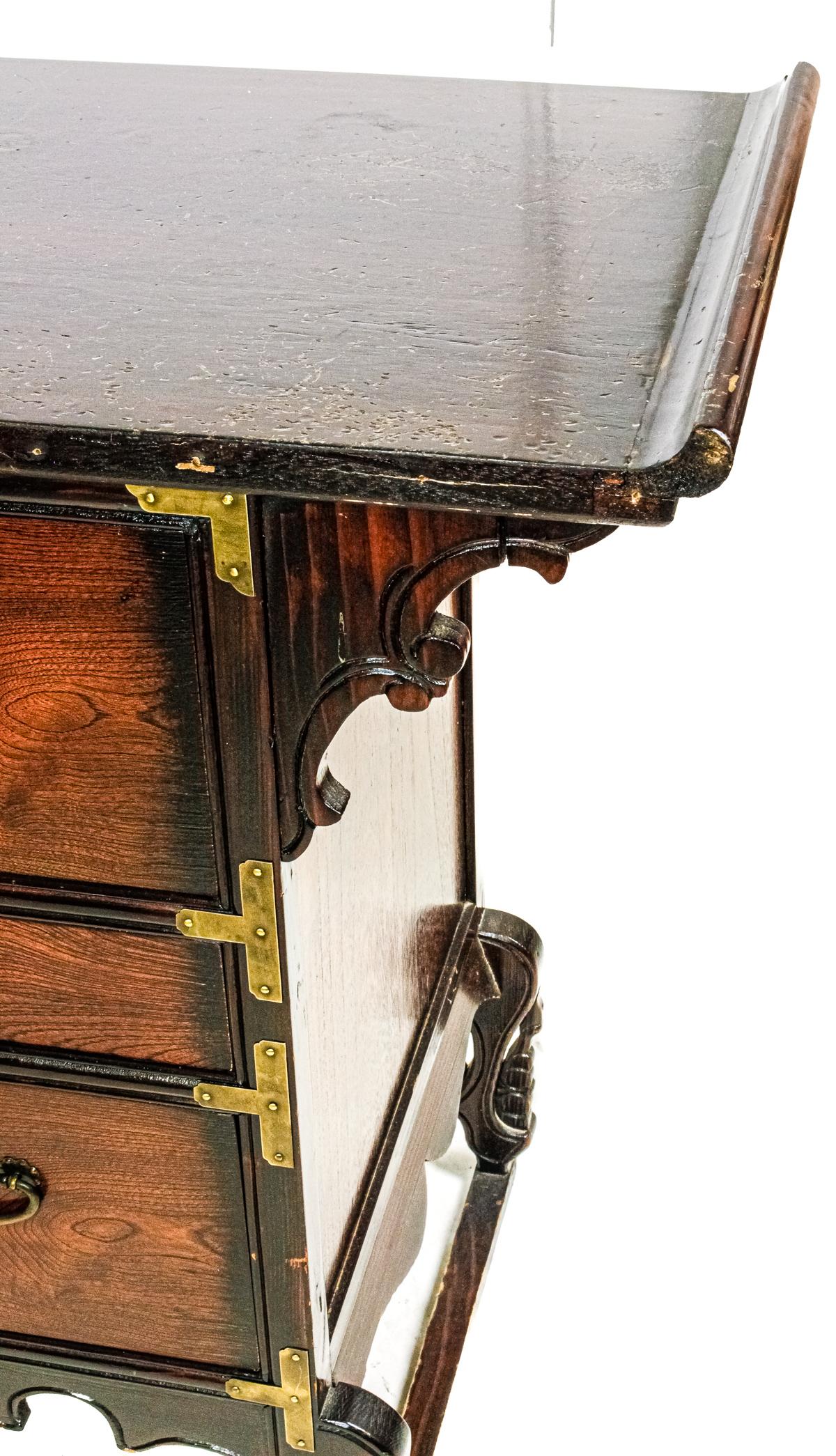 MUEBLE CAJONERO CHINO DE LOS AÑOS 80