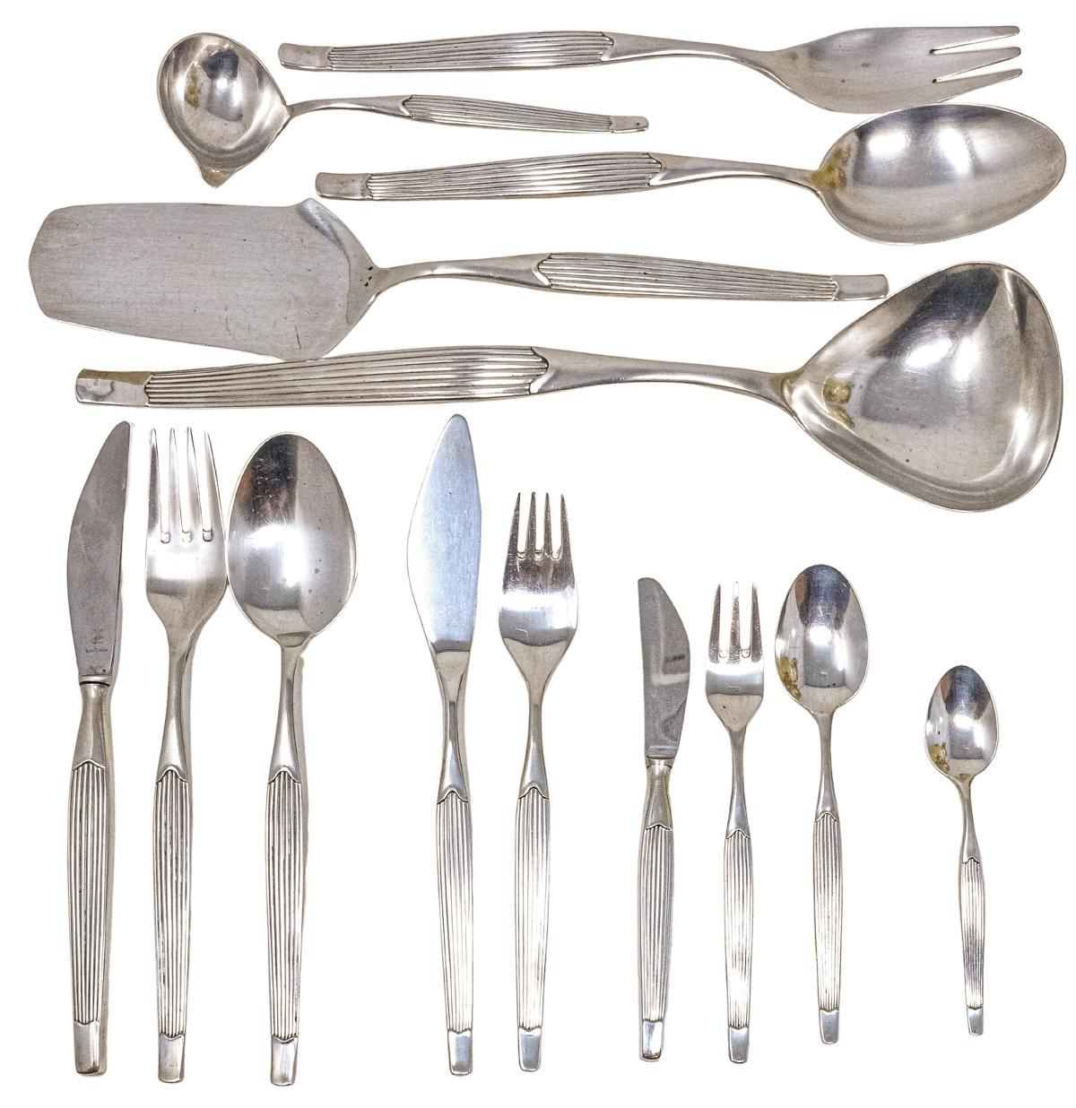 CUBERTERÍA DE PLATA DE LA FIRMA BAGUÉS