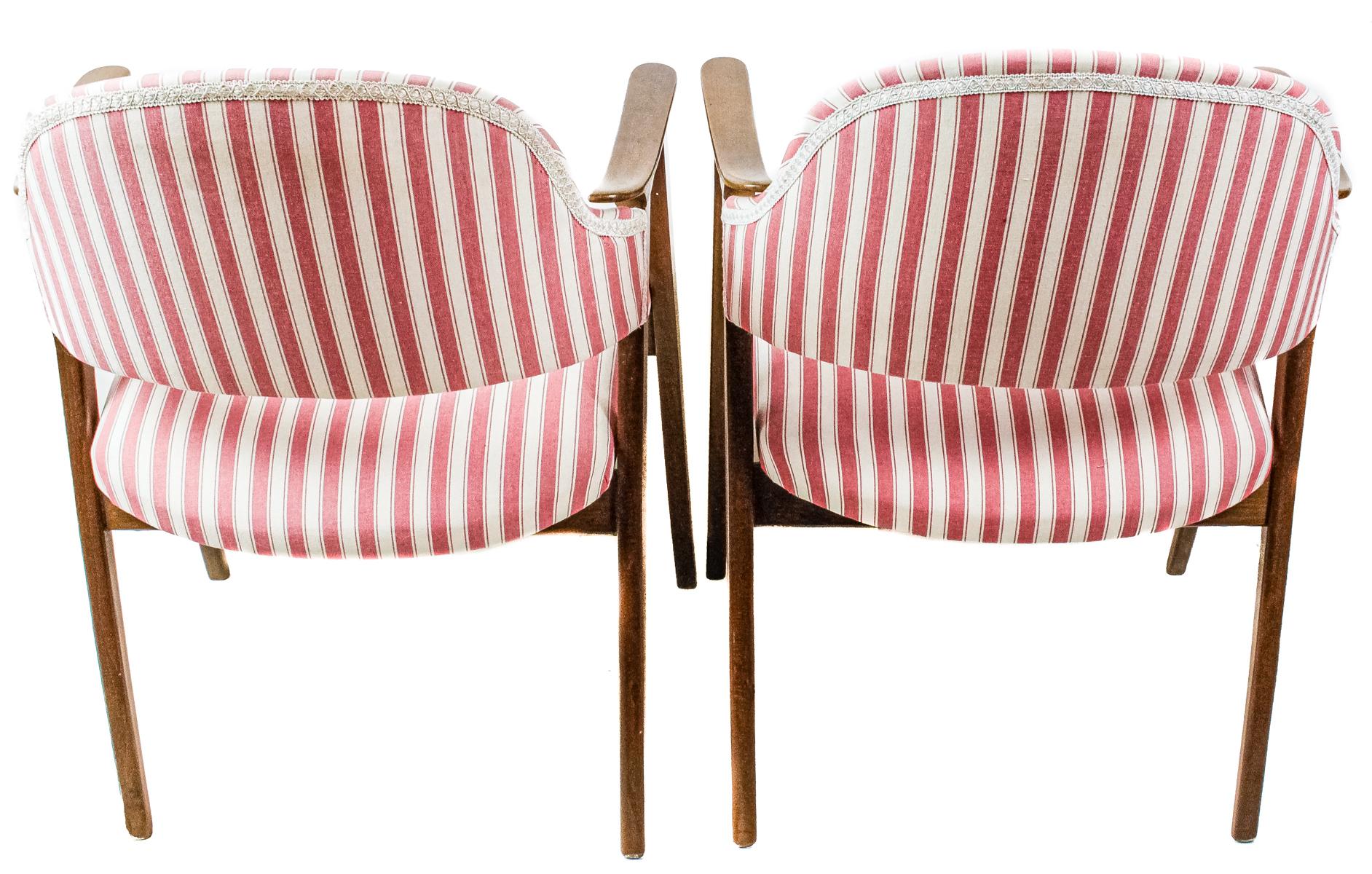 PAREJA DE  SILLAS "GUILLEUMES"