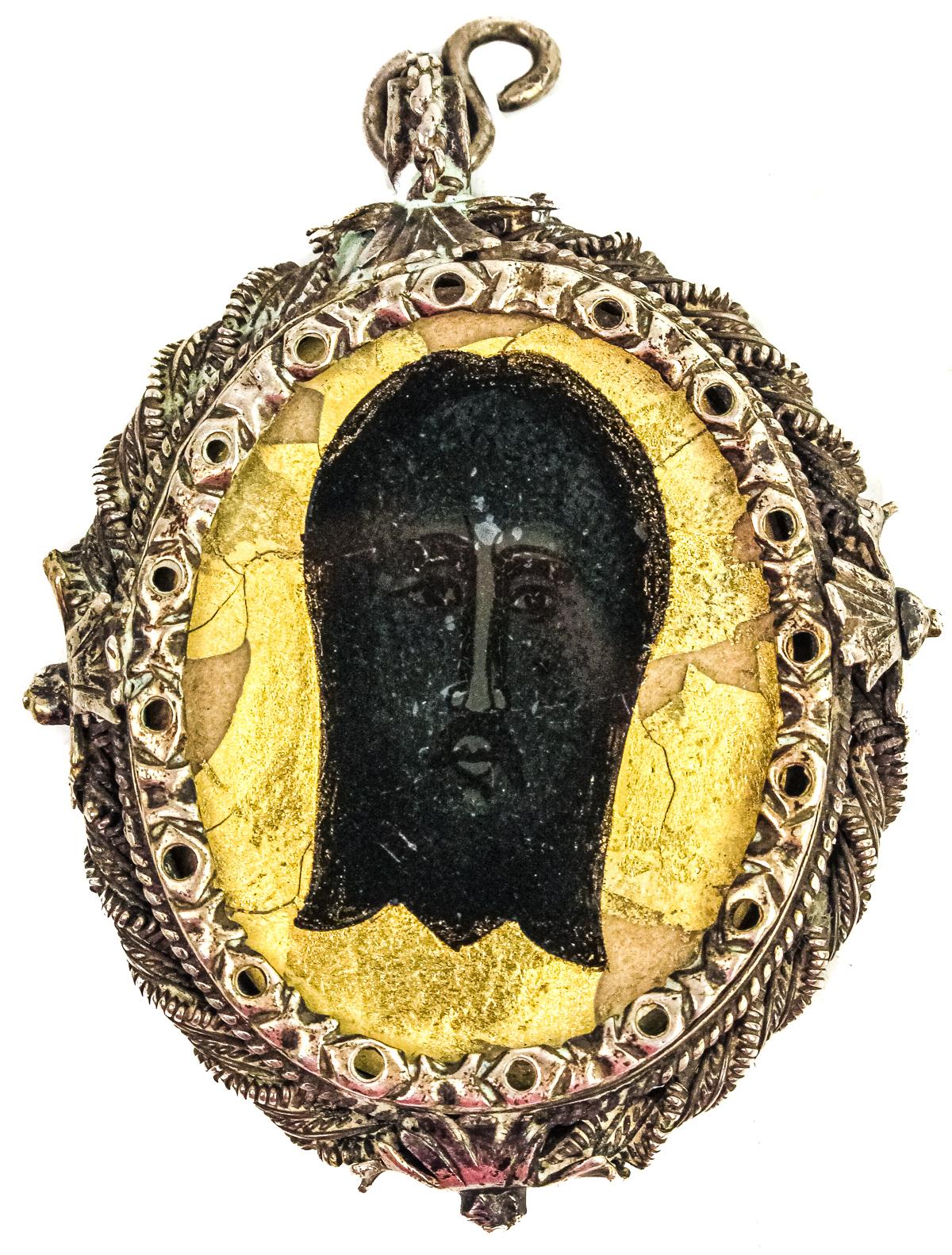 MEDALLA RELICARIO EN PLATA S.XVII