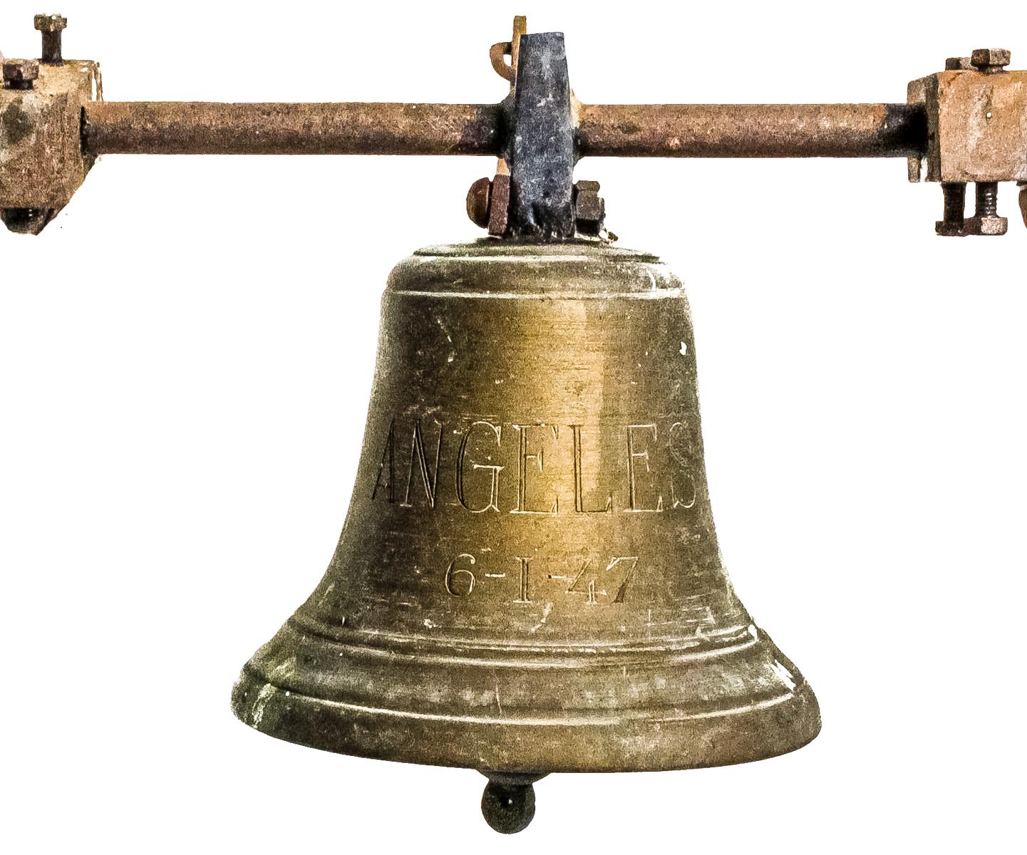 CAMPANA EN HIERRO DE MEDIADOS DEL S.XX