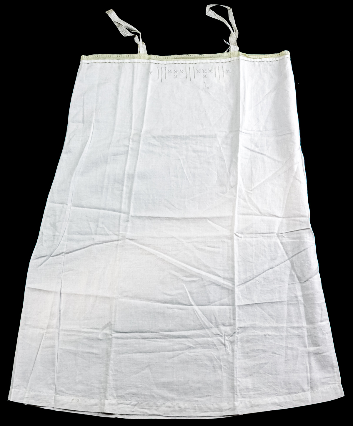 PIEZAS DE ROPA INTERIOR DEL PRIMER TERCIO S.XX