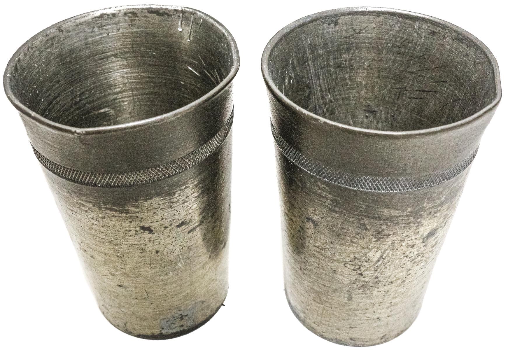 JUEGO DE CAFÉ Y 12 VASOS DE ESTAÑO