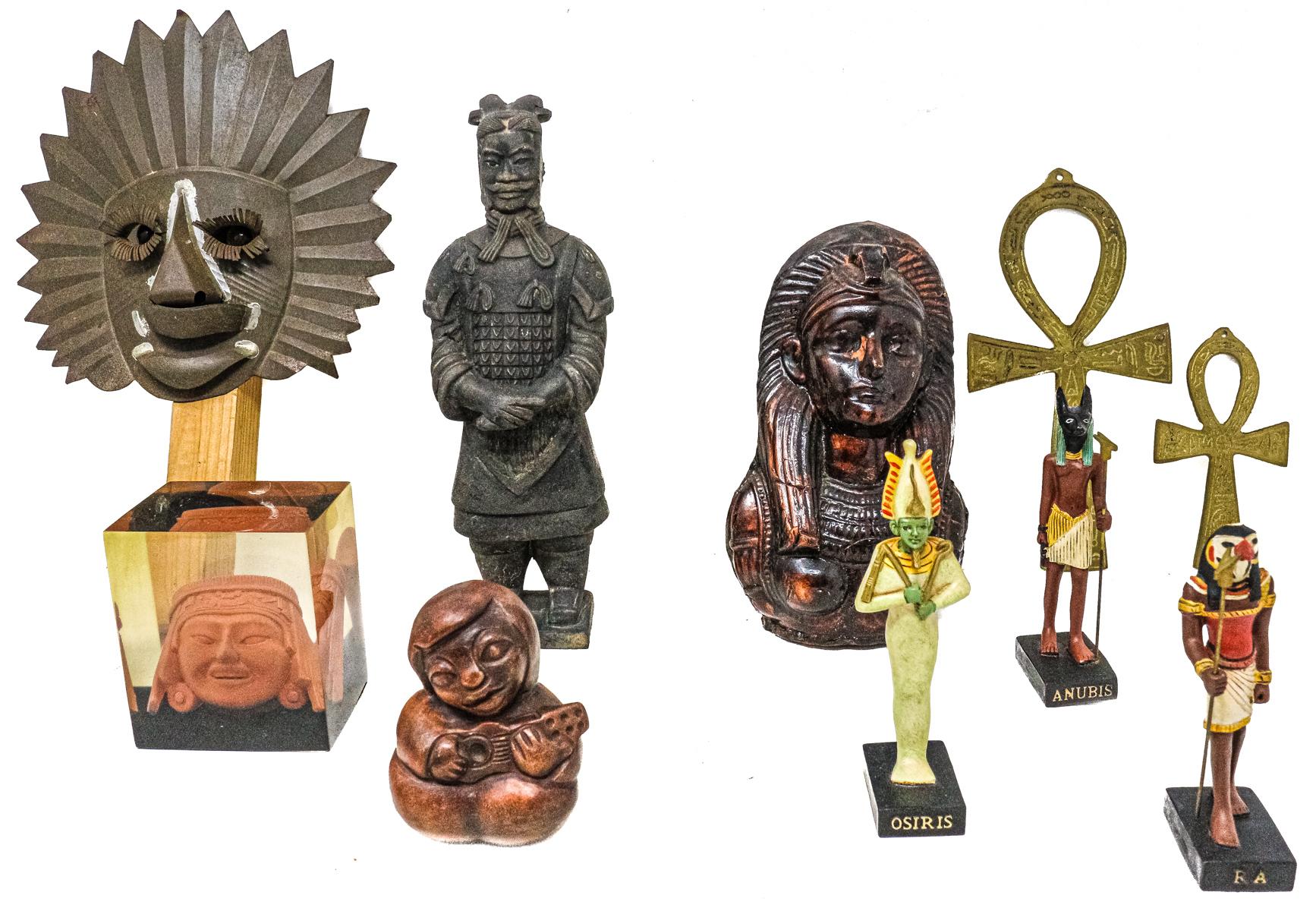 COLECCIÓN DE FIGURAS DE "DEIDADES"