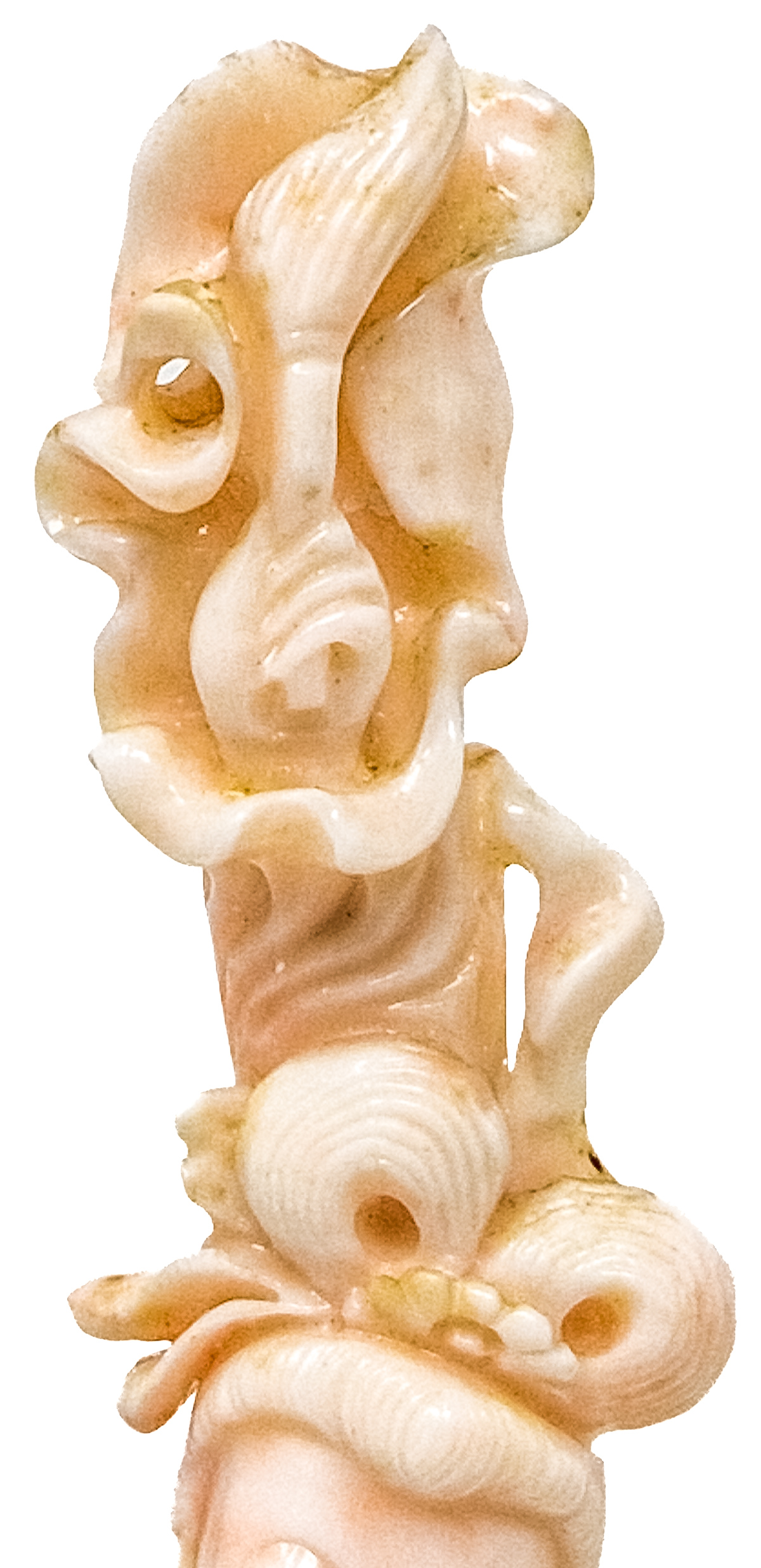 PEQUEÑA FIGURA ORIENTAL EN CORAL BLANCO 