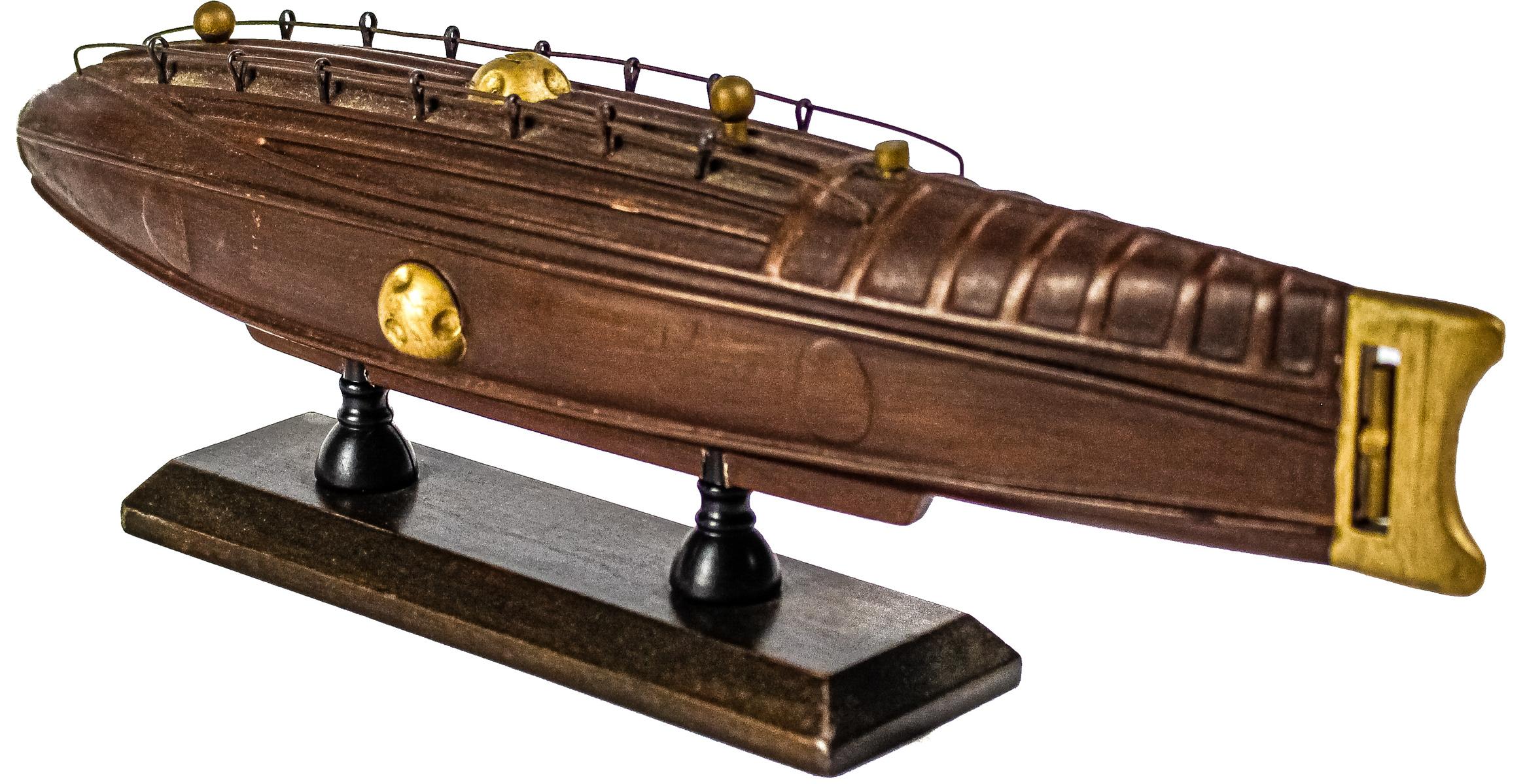 MAQUETA DEL SUBMARINO ICTINEO II  DE NARCIS MONTURIOL 