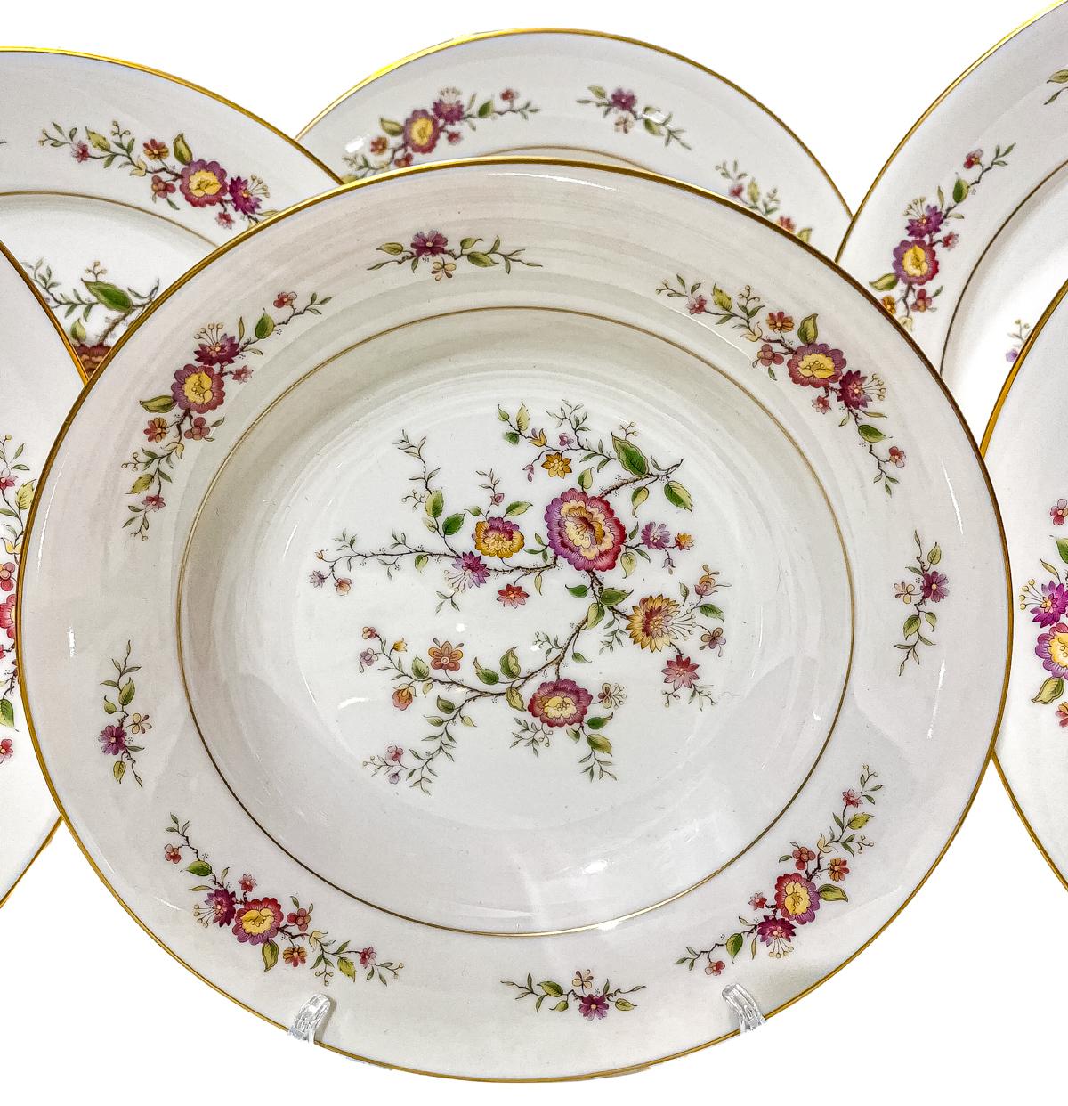 CONJUNTO DE PIEZAS DE VAJILLA NORITAKE ÚLTIMO CUARTO S.XX