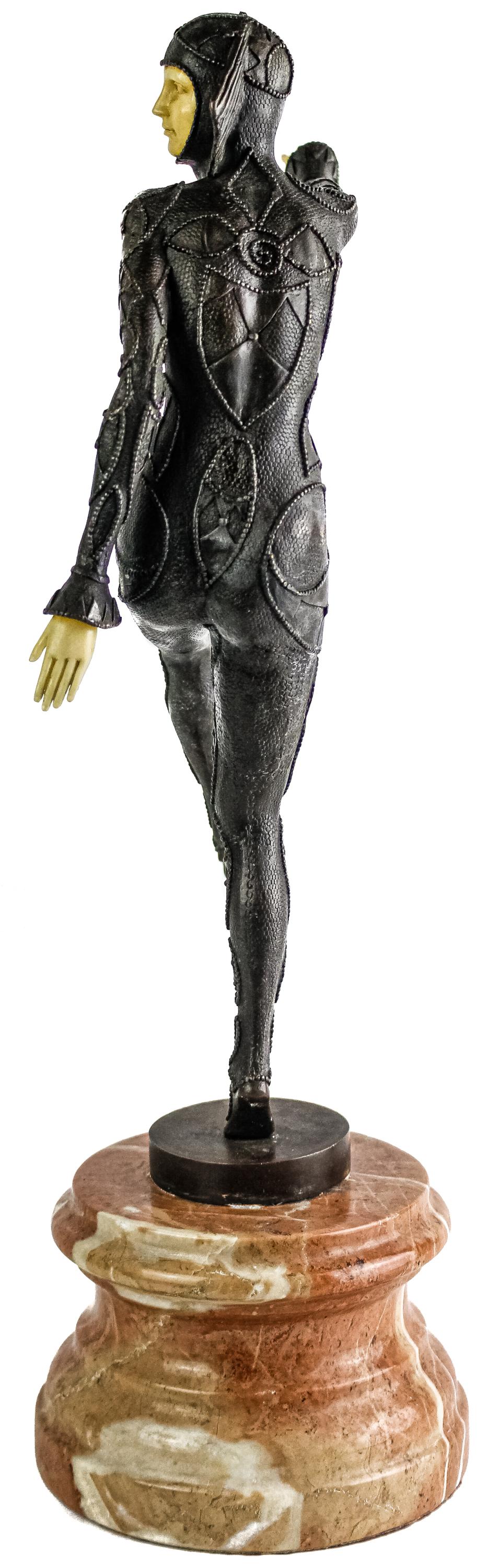 FIGURA ART NOUVEAU