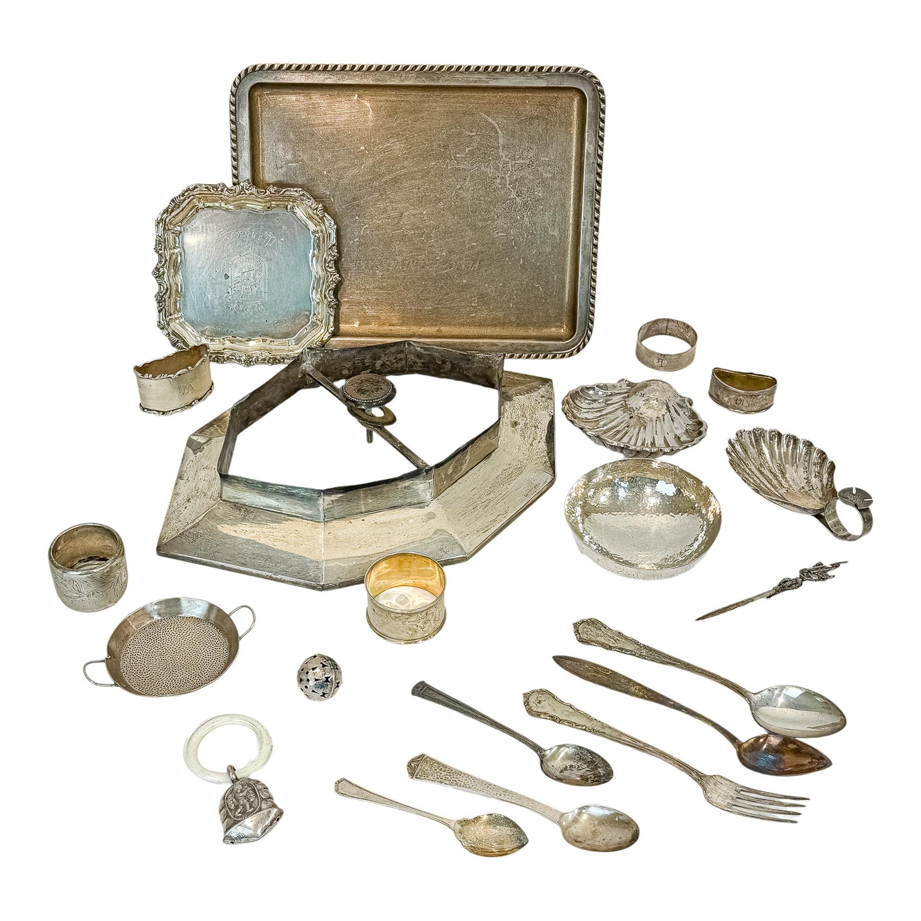 CONJUNTO DE PIEZAS EN PLATA 