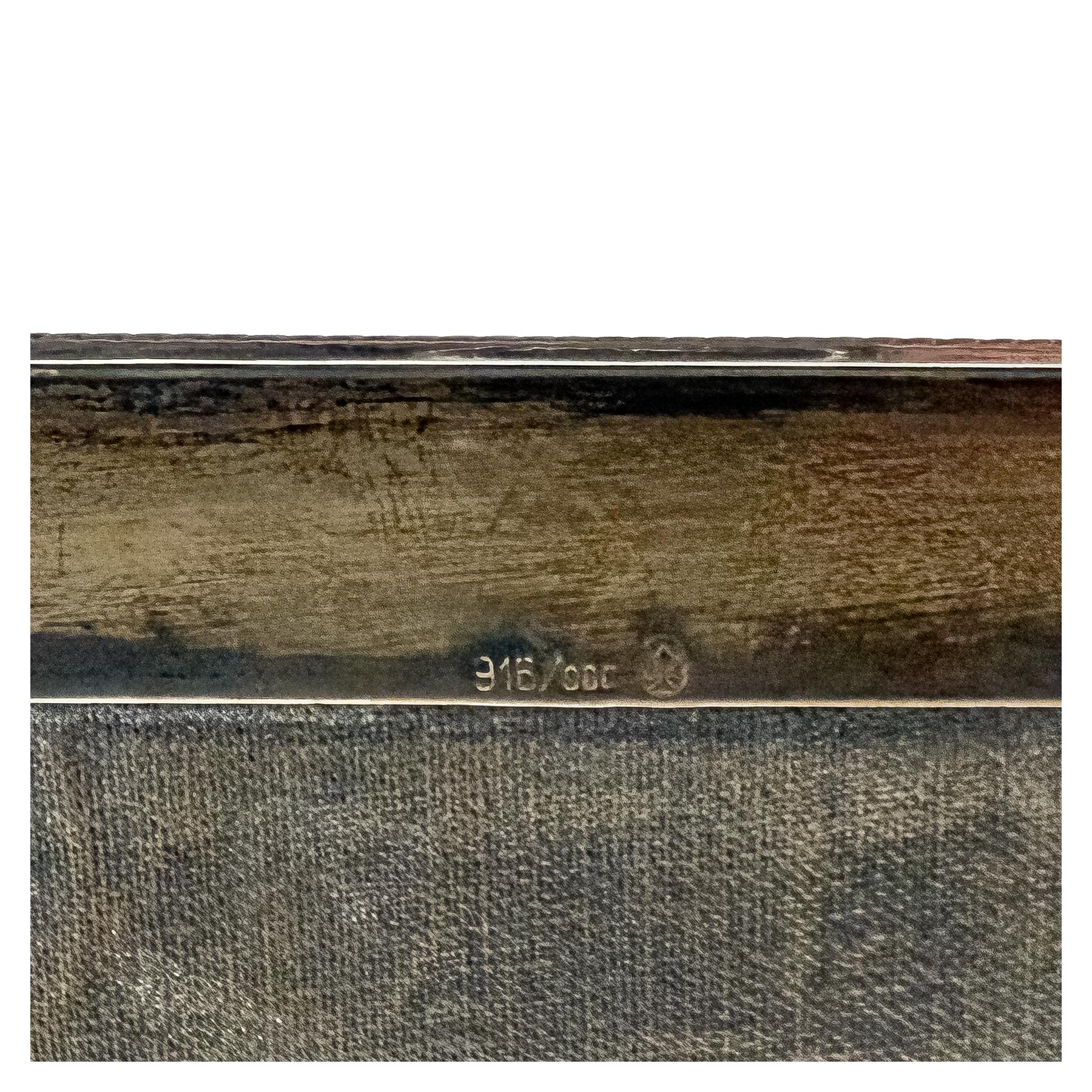 CAJA PURERA DE MEDIADOS DEL S.XX
