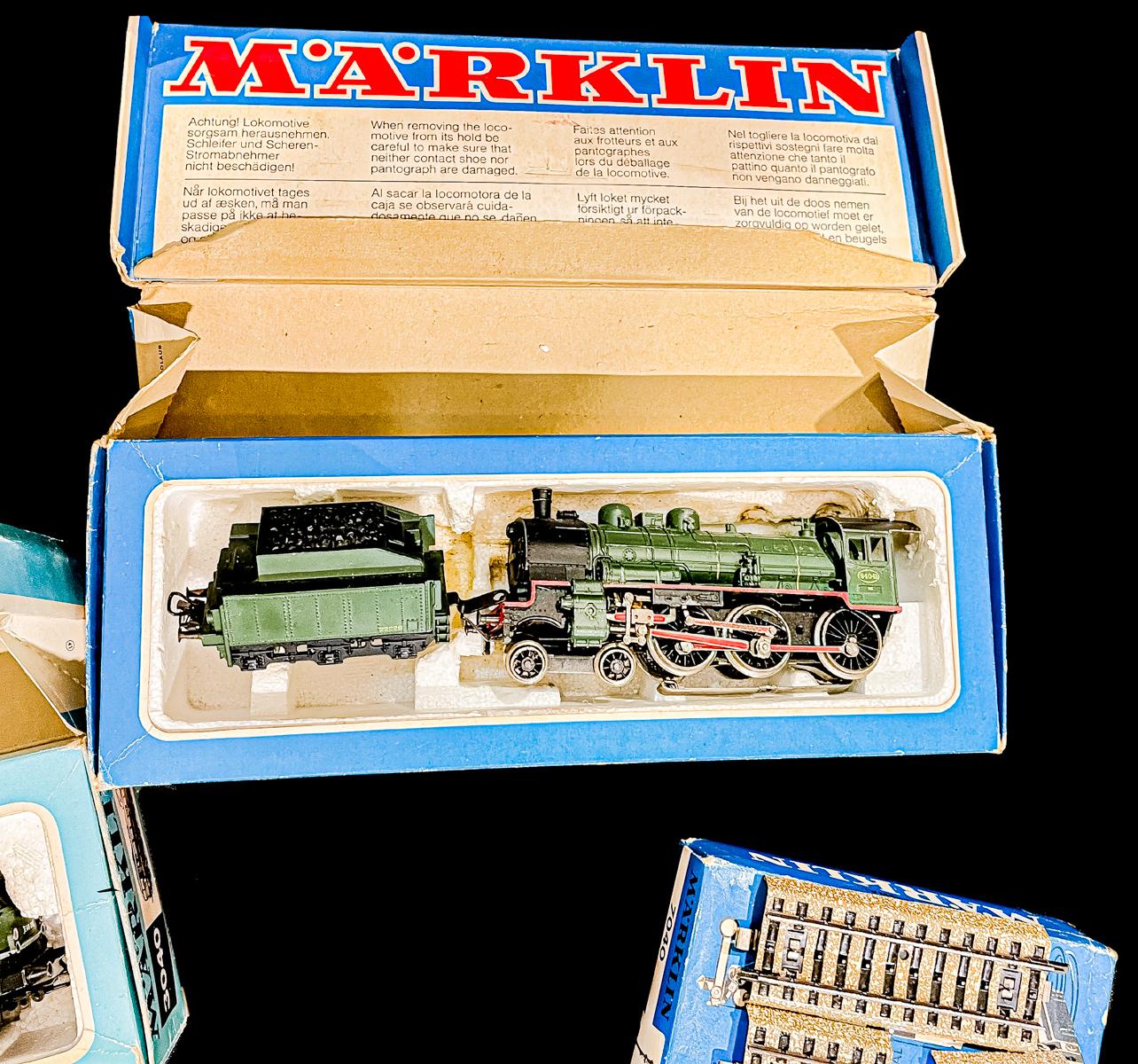 GRAN LOTE DE TRENES Y COMPLEMENTOS MÄRKLIN